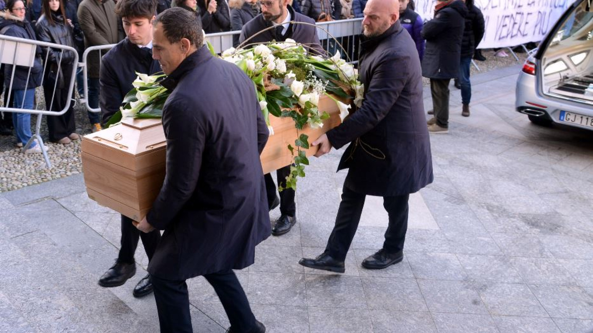 Immagine di Addio a Giovanna, la ristoratrice morta. Che cosa ha detto il parroco nell'omelia