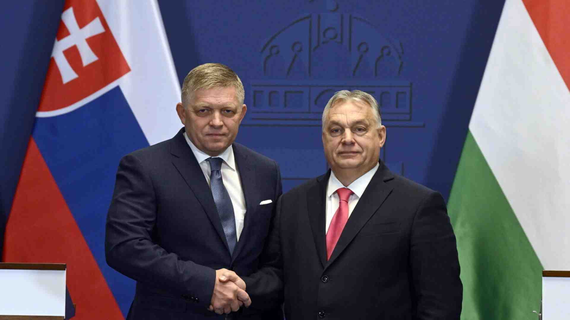 Immagine di Fico, l’Orbán di sinistra. Sull’Ucraina il premier socialista slovacco è pari al conservatore ungherese