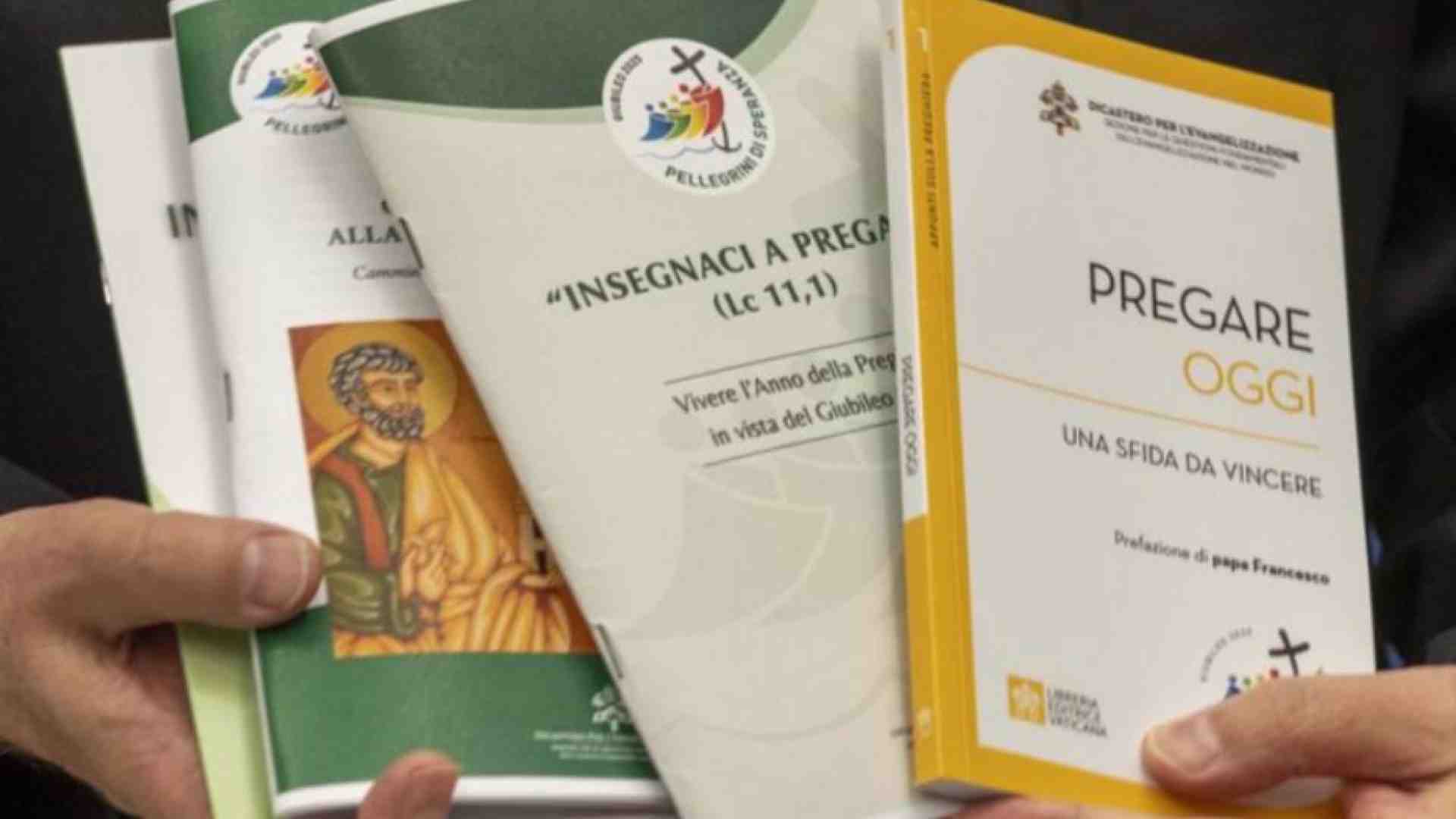 Immagine di «Scuola di preghiera» verso il Giubileo. Fisichella: cammino di spiritualità