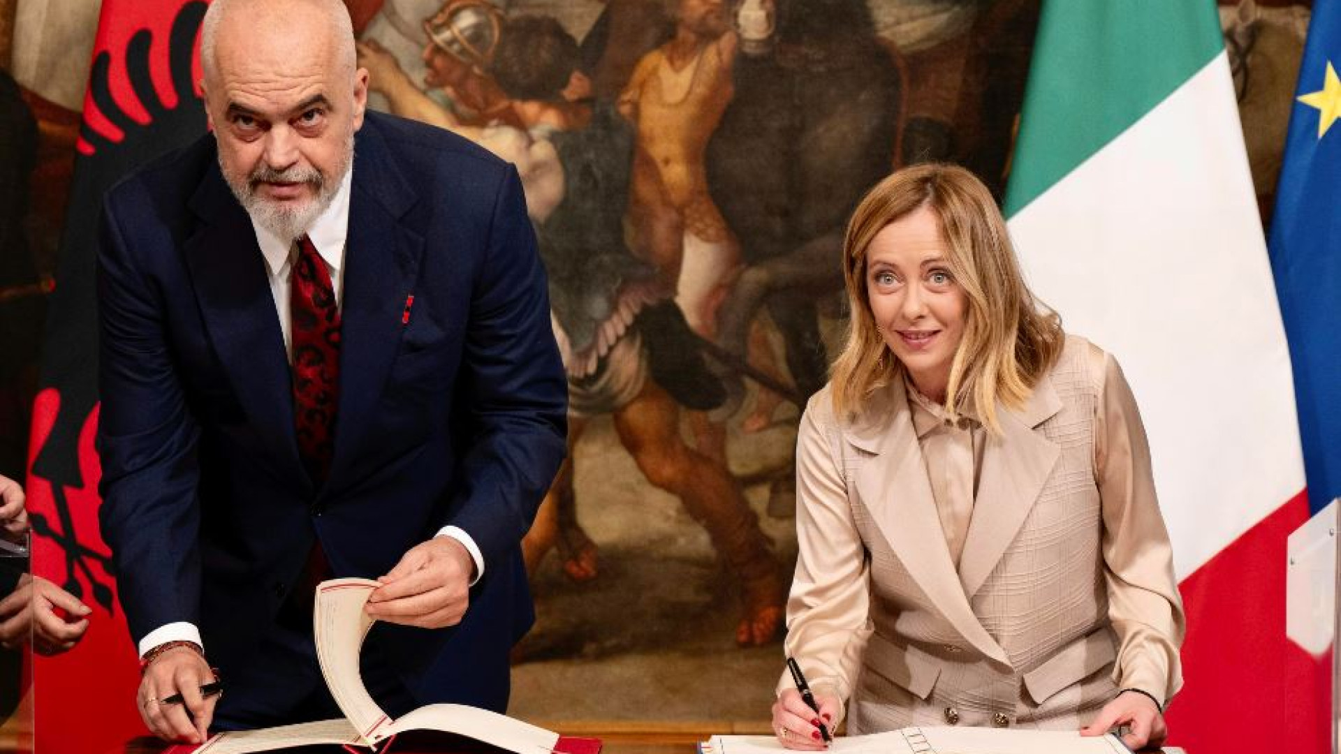Immagine di Italia-Albania, sì della Camera all'intesa sui migranti. Cosa prevede