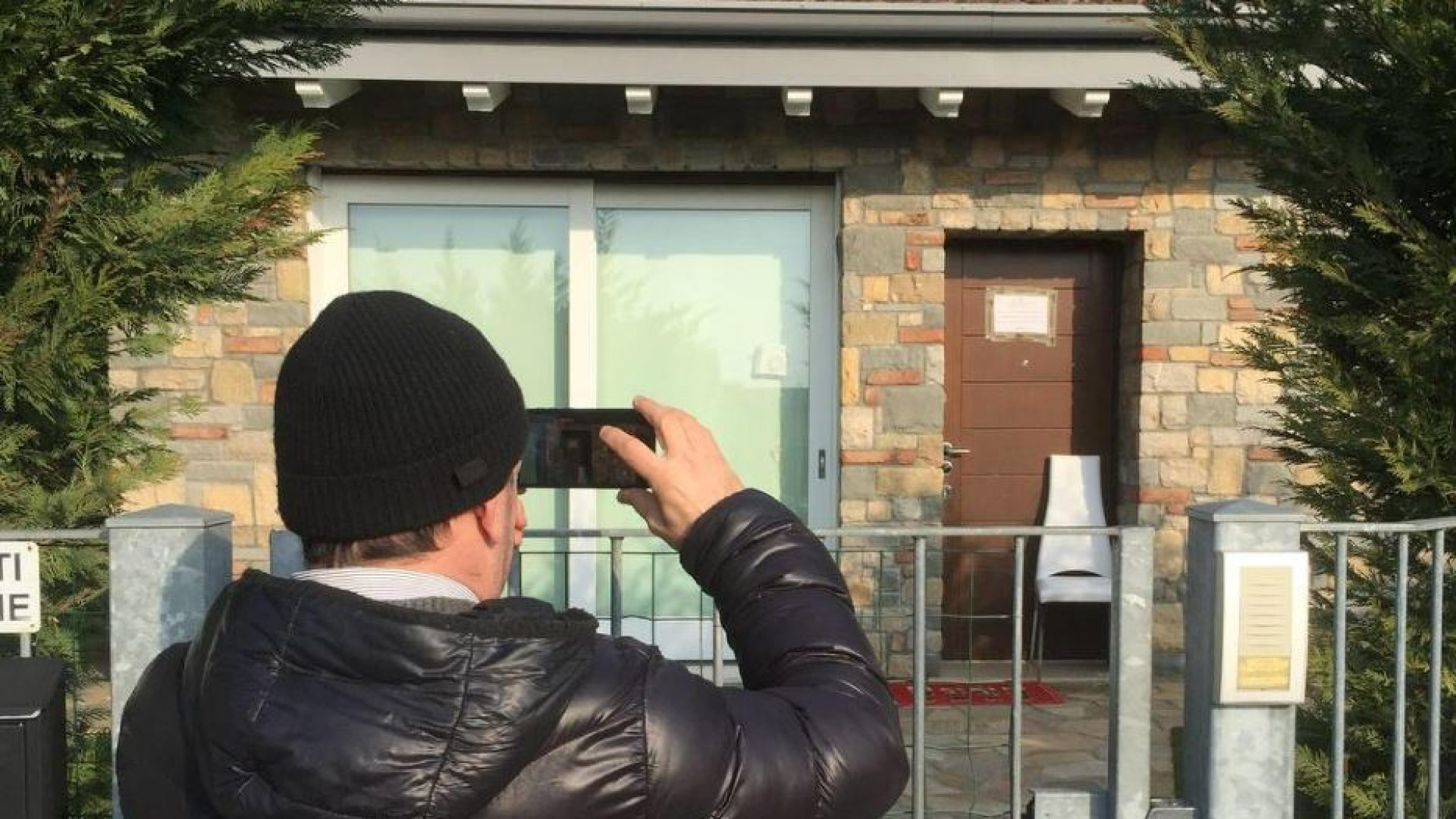 Immagine di Donna uccide il marito. Il giorno prima era stata visitata in psichiatria