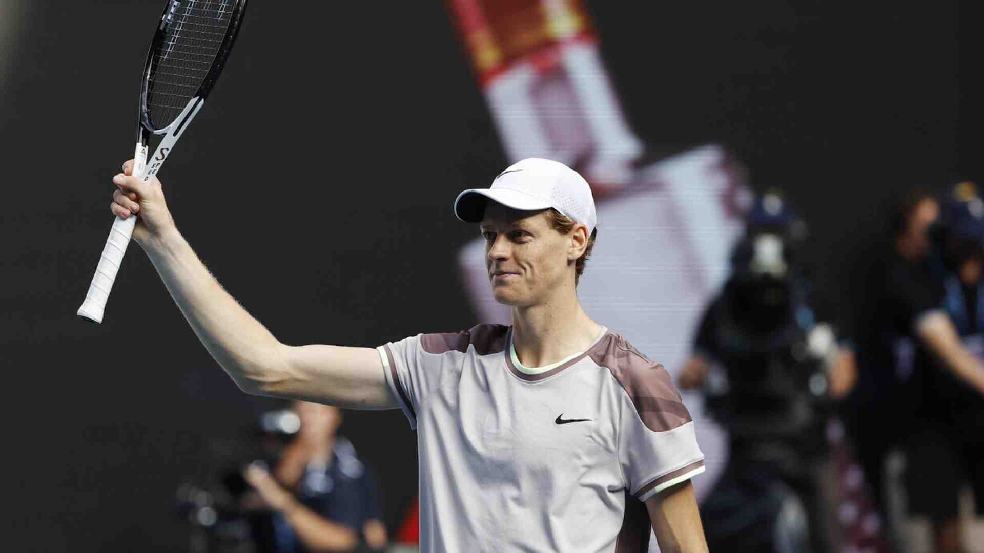 Immagine di Jannik Sinner: Campione Autorevole dalle Parole Semplici