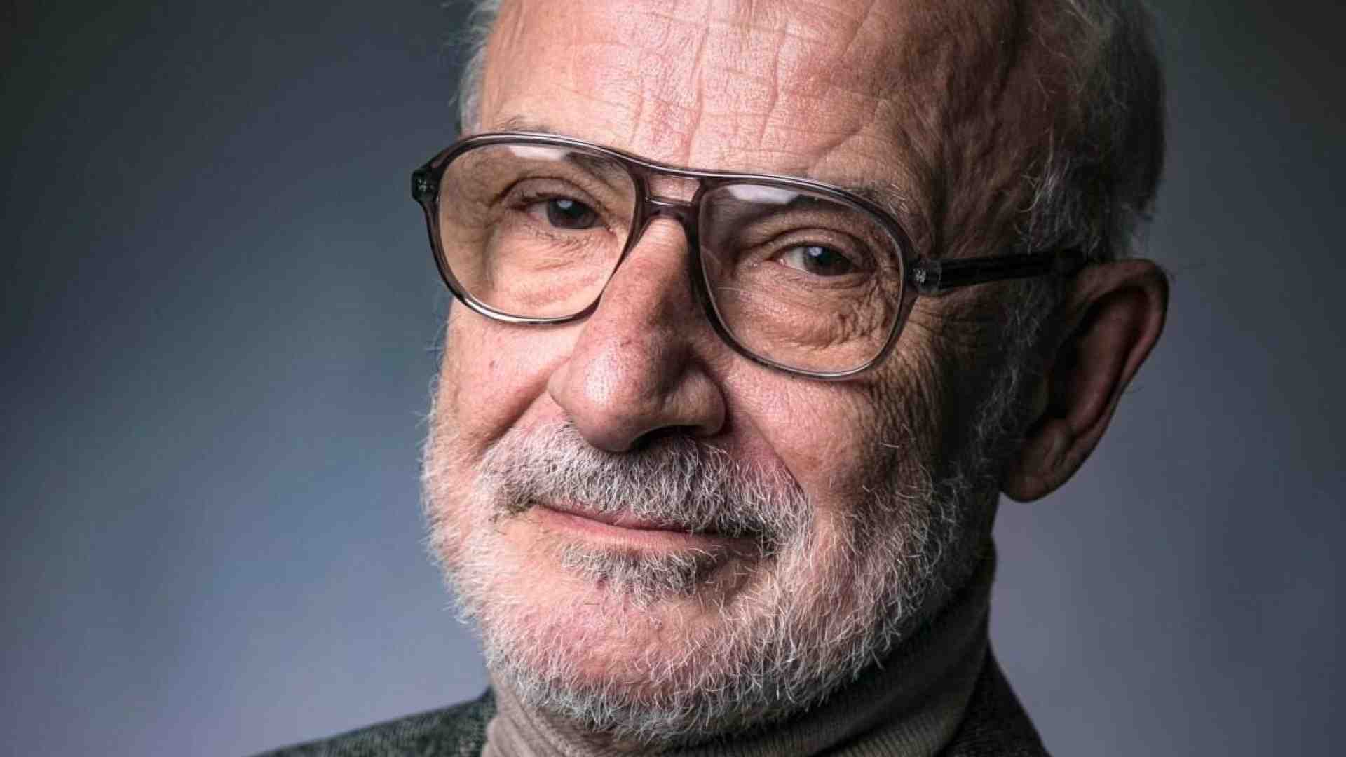 Immagine di Raffaele Simone: “La cultura non controlla i cambiamenti della lingua”