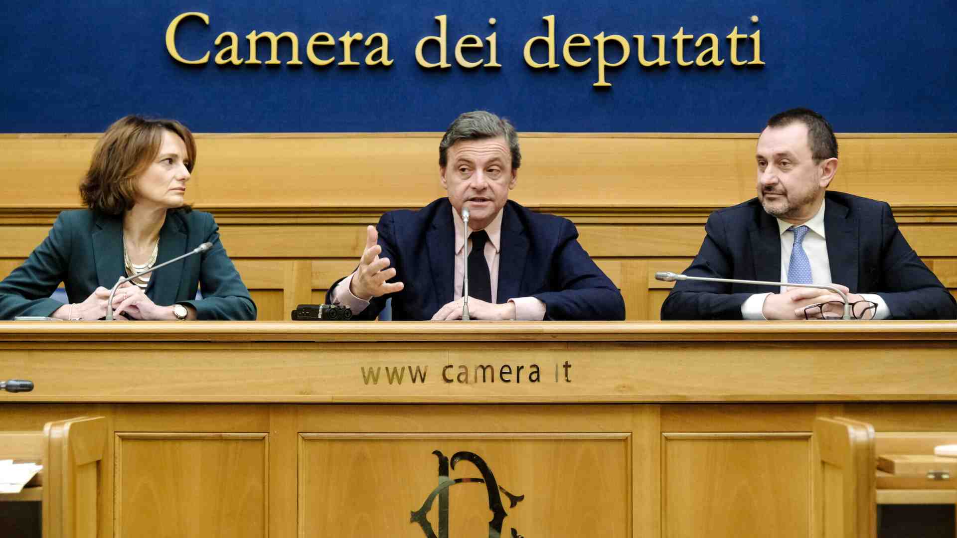 Immagine di Calenda accoglie Rosato e Bonetti in Azione per creare un Terzo polo senza Renzi