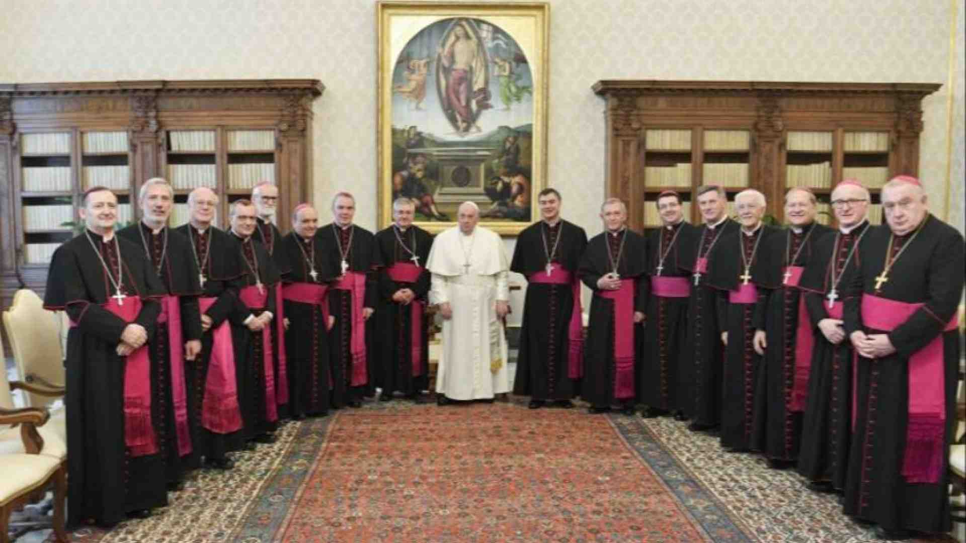Immagine di I vescovi piemontesi dal Papa. «Ci ha ricordato le nostre priorità»
