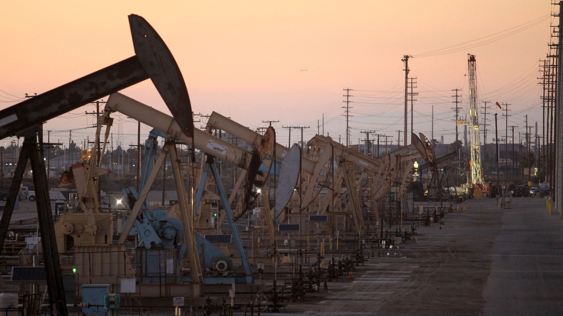 Immagine di Gas e petrolio, dopo l'impennata lo stop