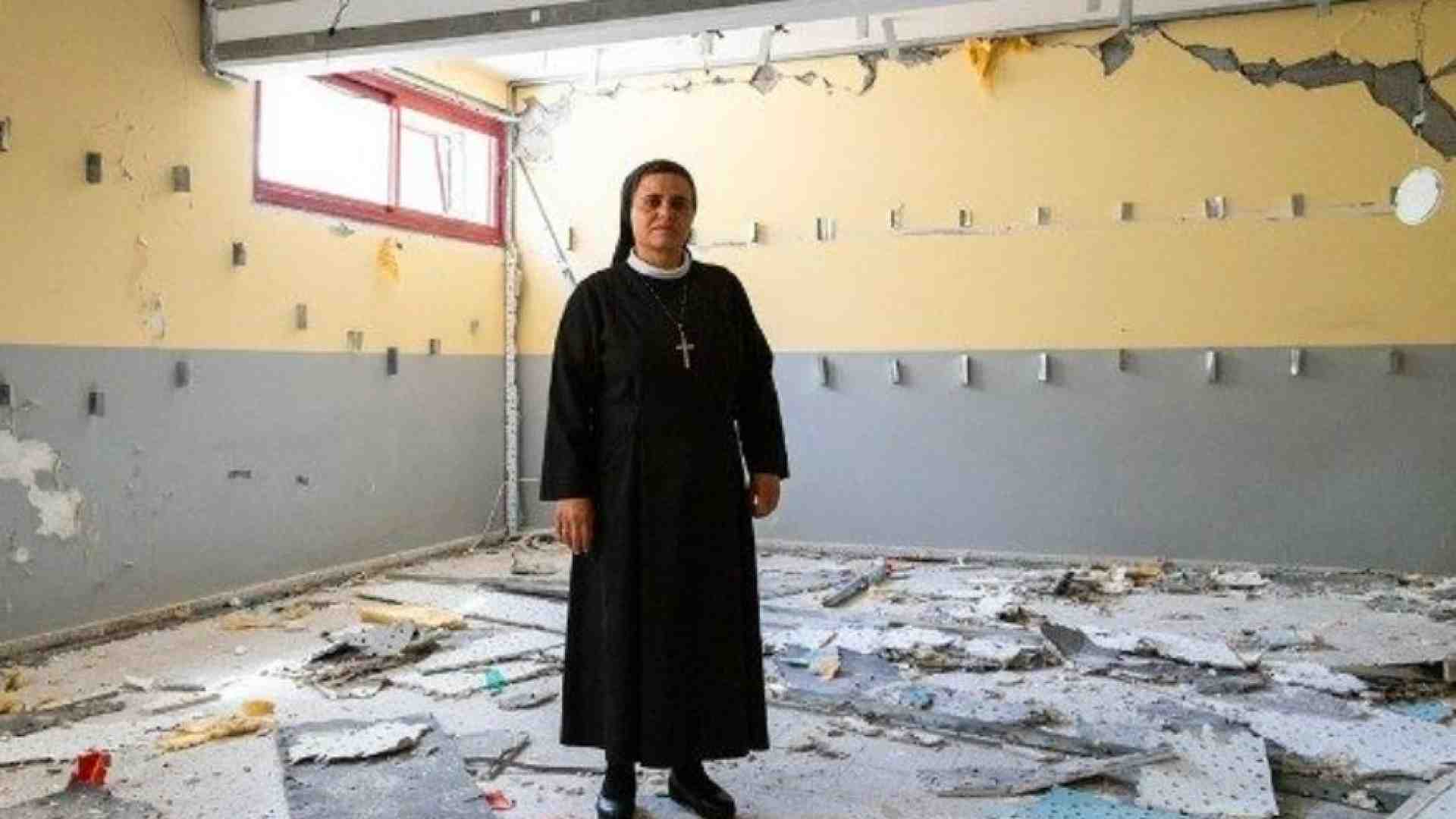 Immagine di A Gaza, nella scuola distrutta di suor Nabila: «Qui si muore di fame»