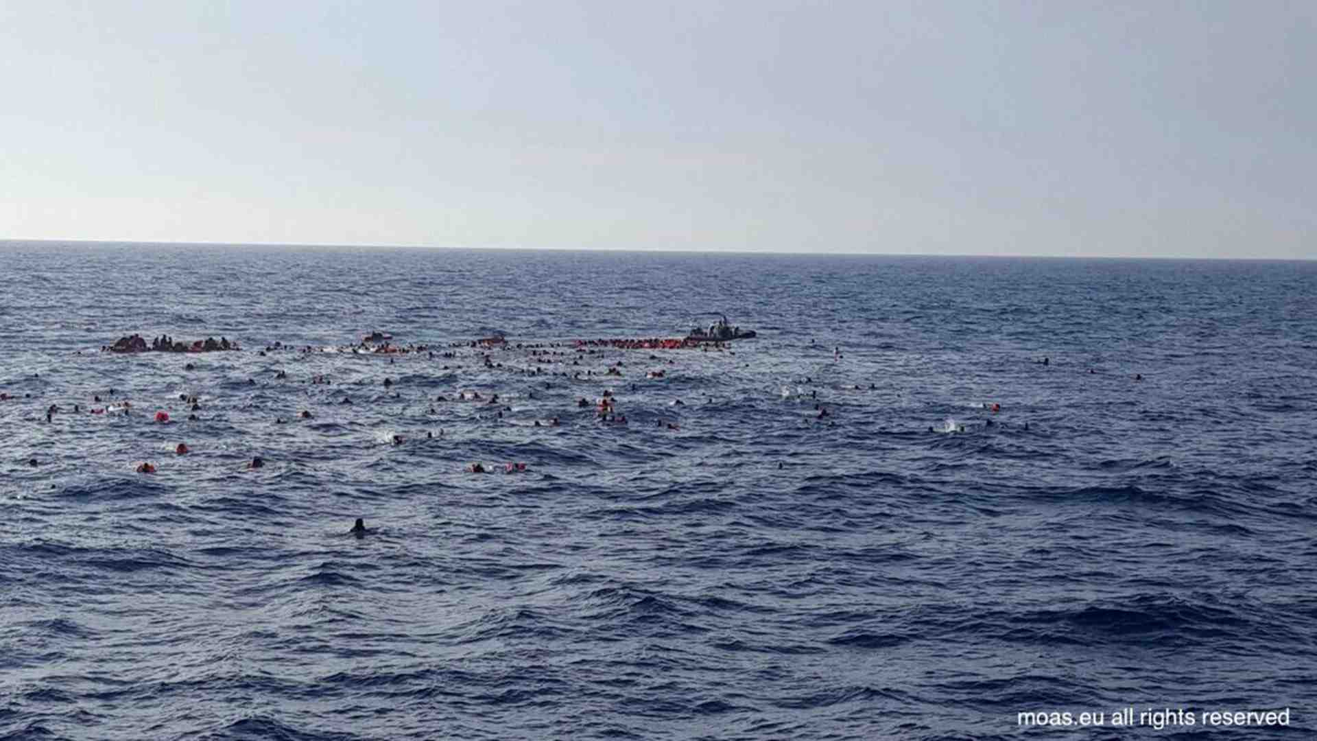 Immagine di Ennesima tragedia del mare: naufragio a Lampedusa