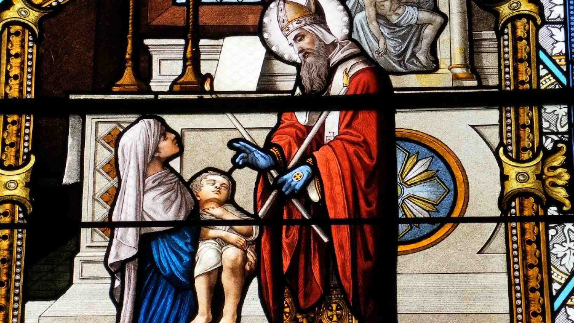 Immagine di Biagio, il mal di gola e le candele: la storia del santo guaritore