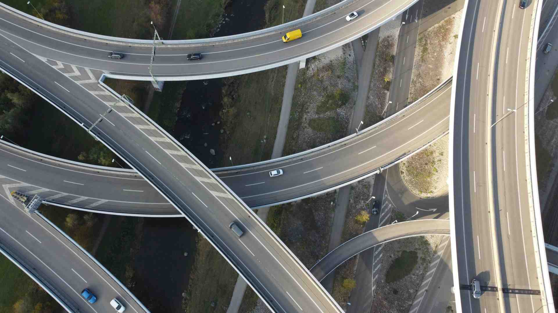 Immagine di Un dedalo di piazze e stradine, ma nessuna privata: ecco cos’è il linguaggio