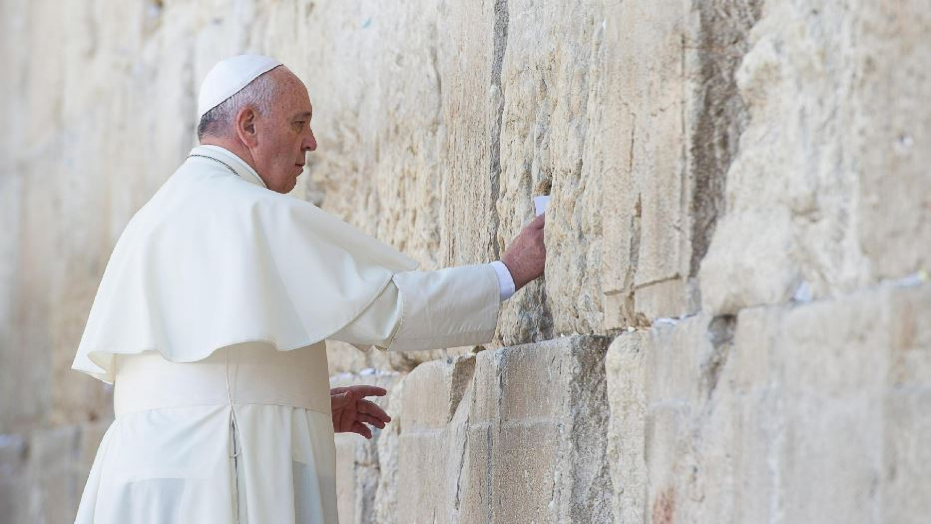 Immagine di Il Papa scrive a "fratelli e sorelle ebrei": antisemitismo peccato contro Dio