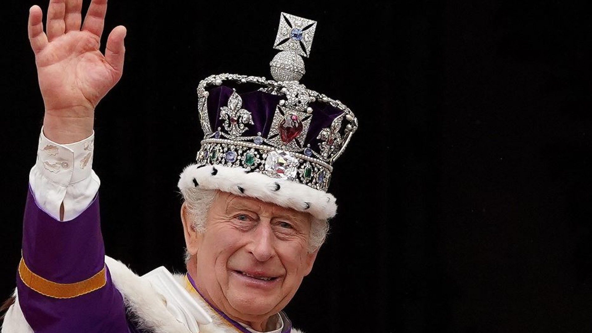 Immagine di Carlo e il cancro, l'ora più difficile per la monarchia inglese (e per William)