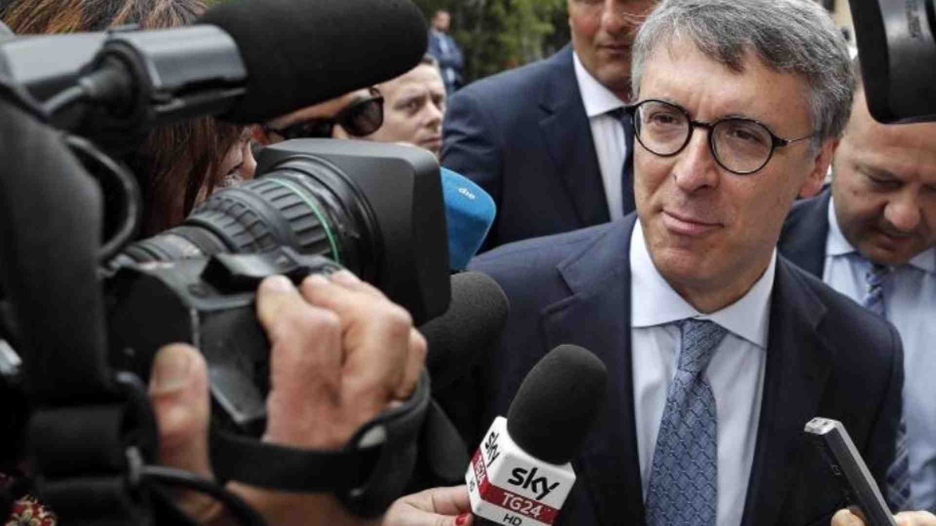 Immagine di Cantone, allarme sulla corruzione: «L’Italia rischia passi indietro»