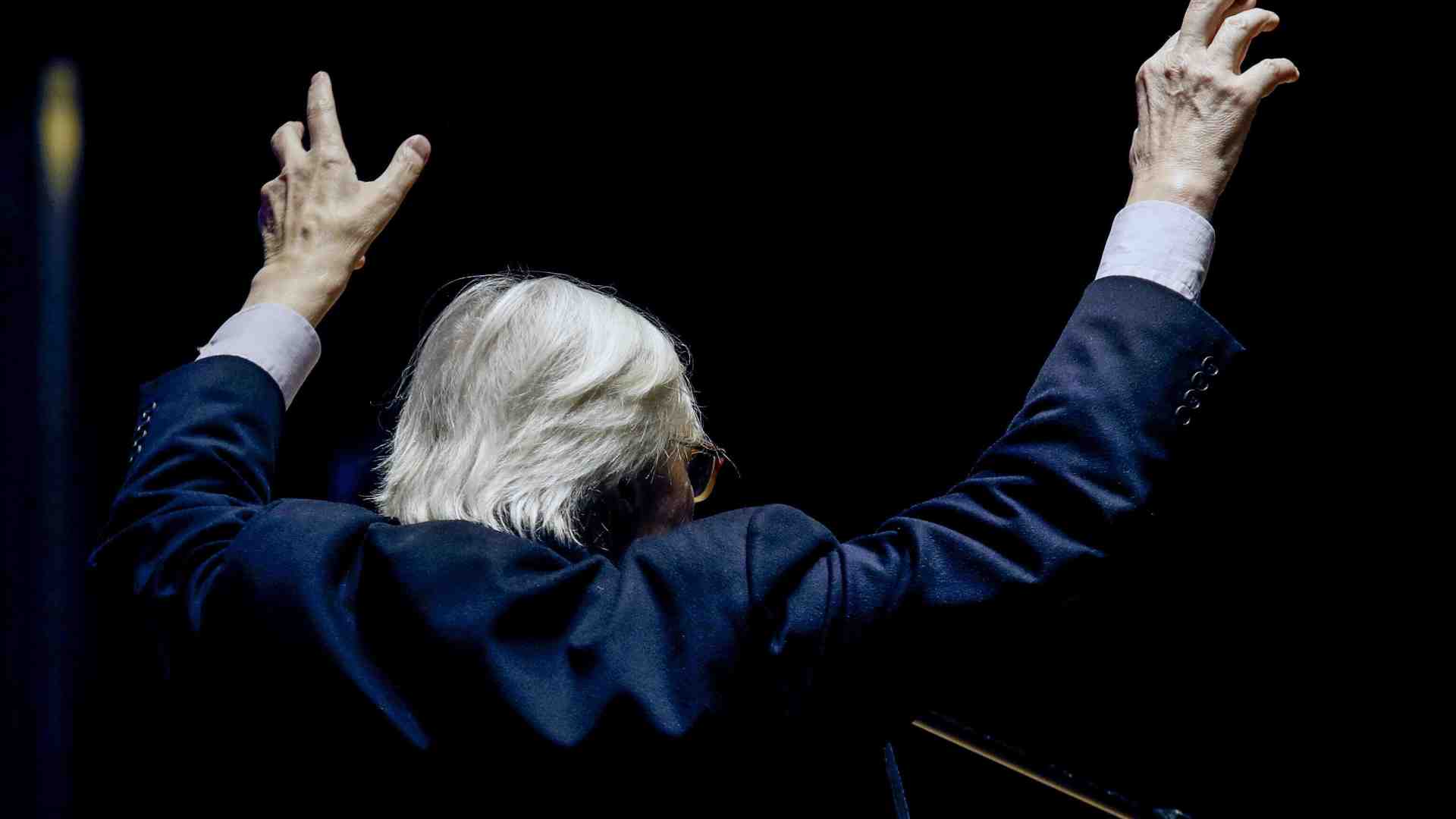Immagine di Per riformare il lavoro statale servirebbe una "legge Sgarbi"