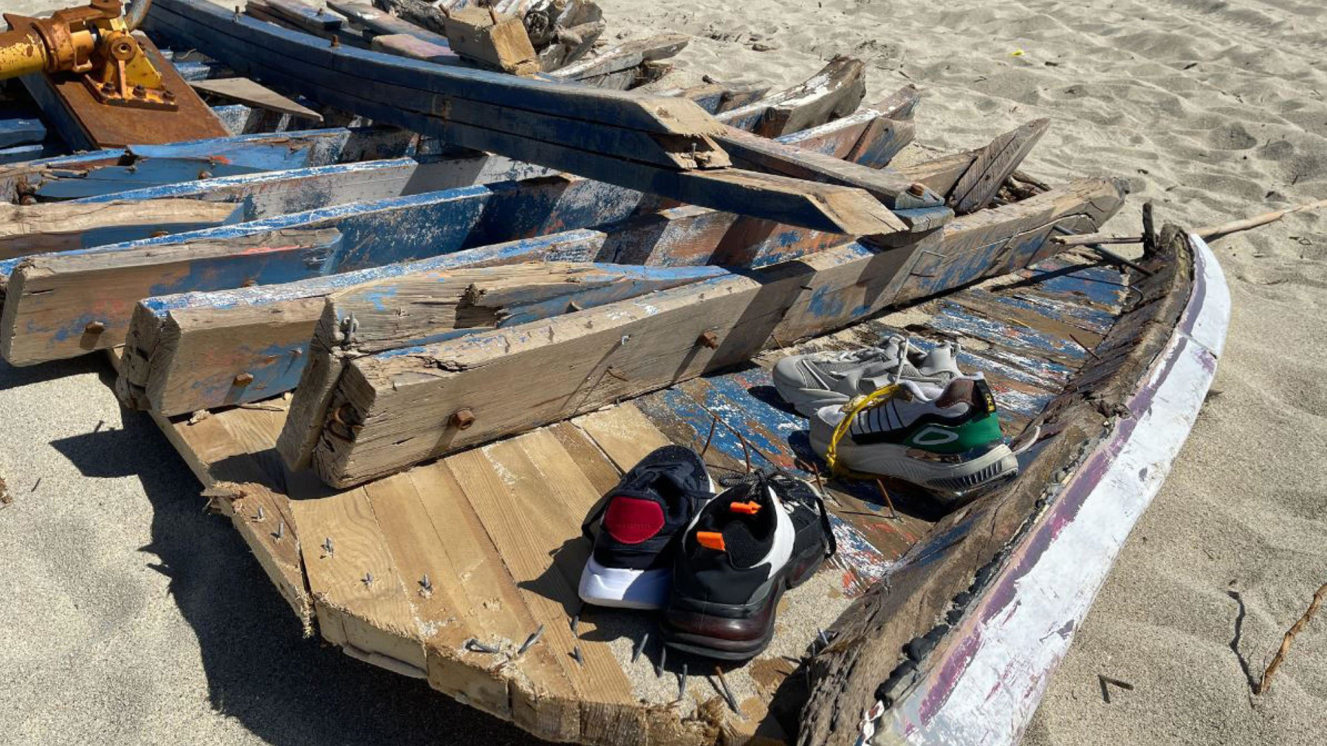Immagine di Cutro, ecco la prima sentenza: 20 anni allo scafista