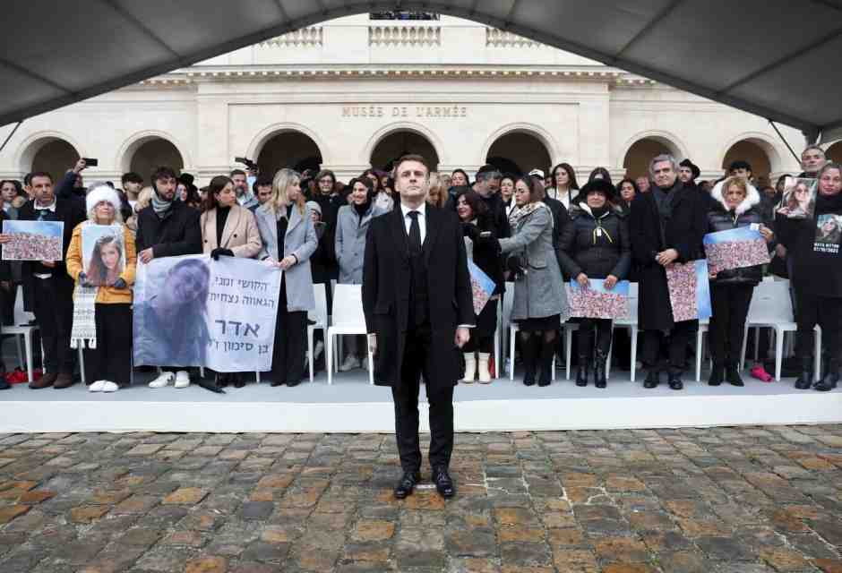 Il tributo di Macron alle vittime del 7 ottobre, "il più grande massacro antisemita del nostro secolo"