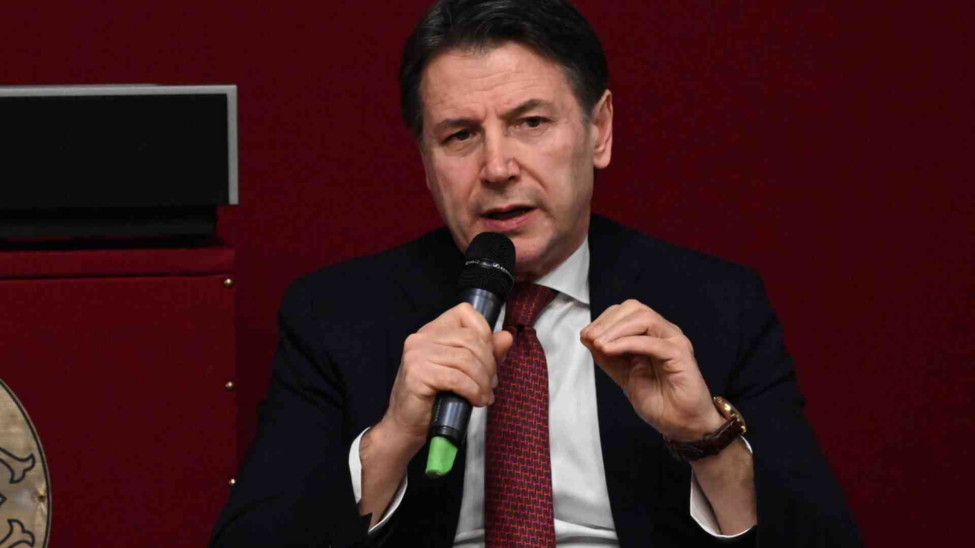 Immagine di Conte ritira la richiesta di Giurì sul Mes: sciolta la commissione