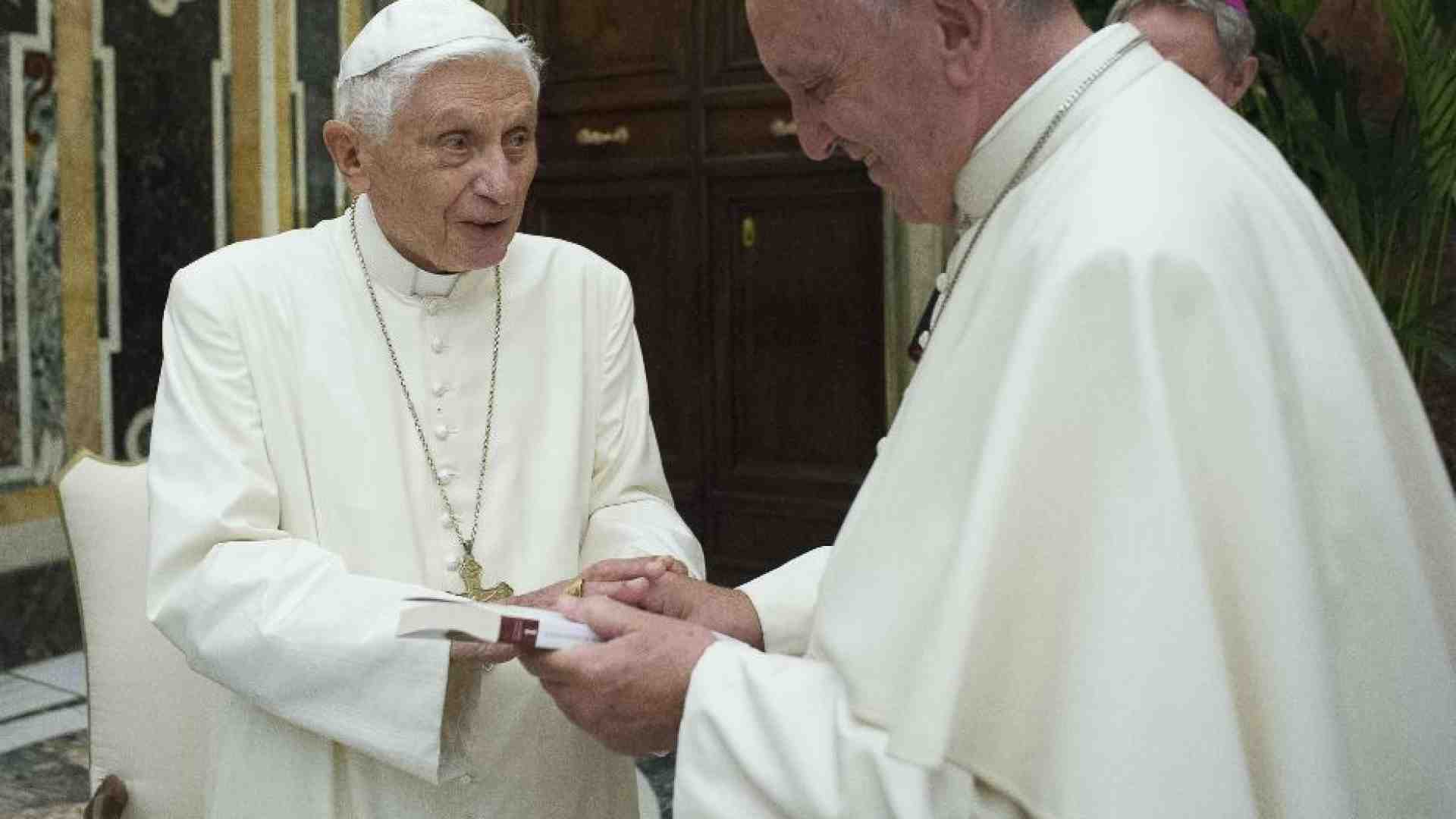 Immagine di Francesco: «Vi racconto i miei quasi dieci anni accanto a Benedetto XVI»