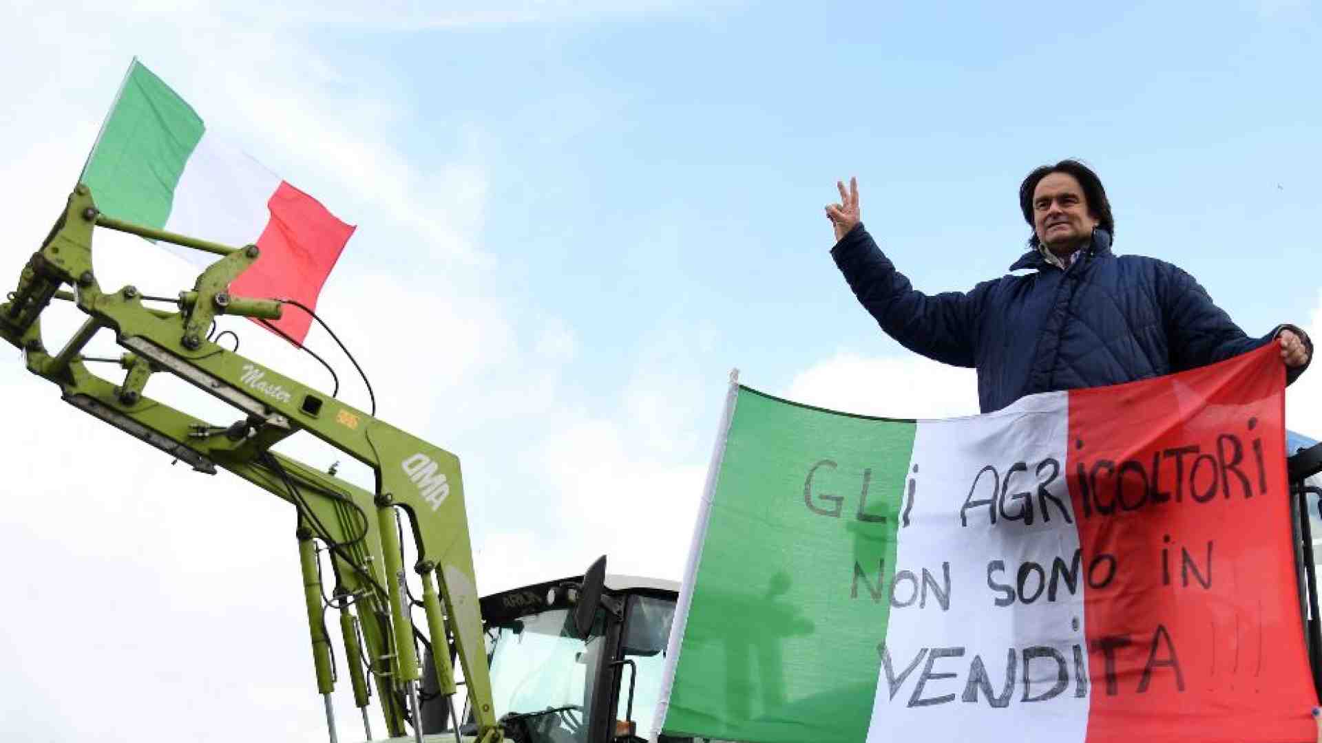 Immagine di Agricoltori, il governo apre. E spunta l'esenzione Irpef