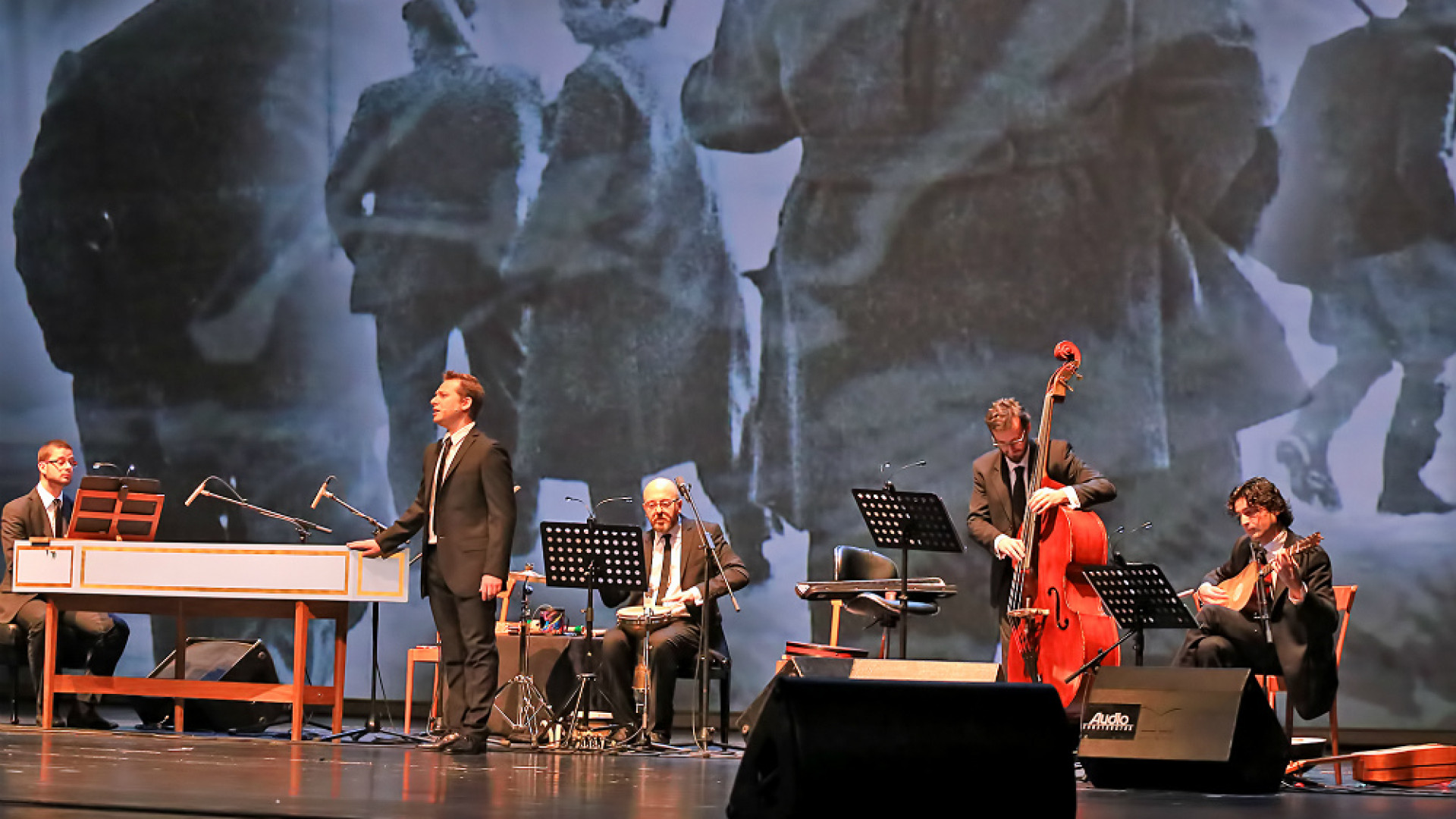 Immagine di Codazzi: per esplorare il pianeta-violino in tutte le sfaccettature