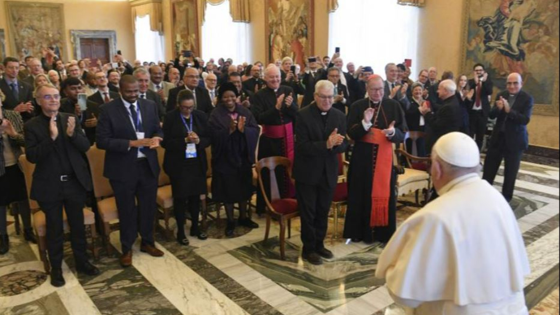 Immagine di Il Papa: l'egemonia tecnocratica non sfiguri l'umano