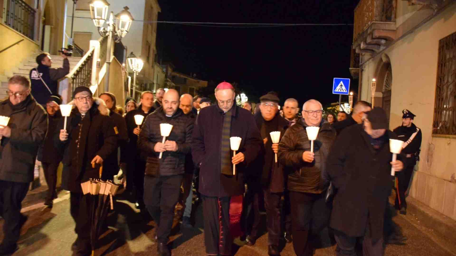 Immagine di Preti minacciati, la solidarietà delle comunità