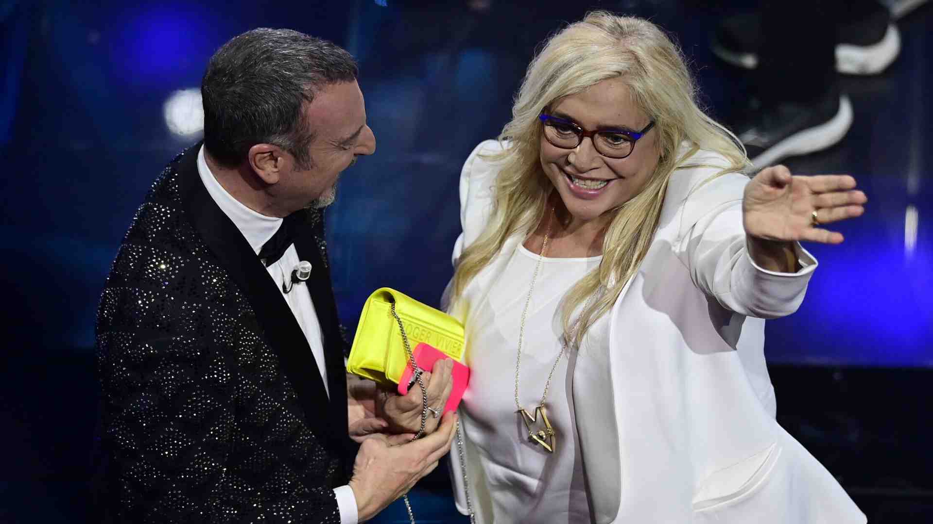 Immagine di Mara Venier: “Ma quale censura a Sanremo! Io una donna libera. Nessuna pressione dai vertici Rai”