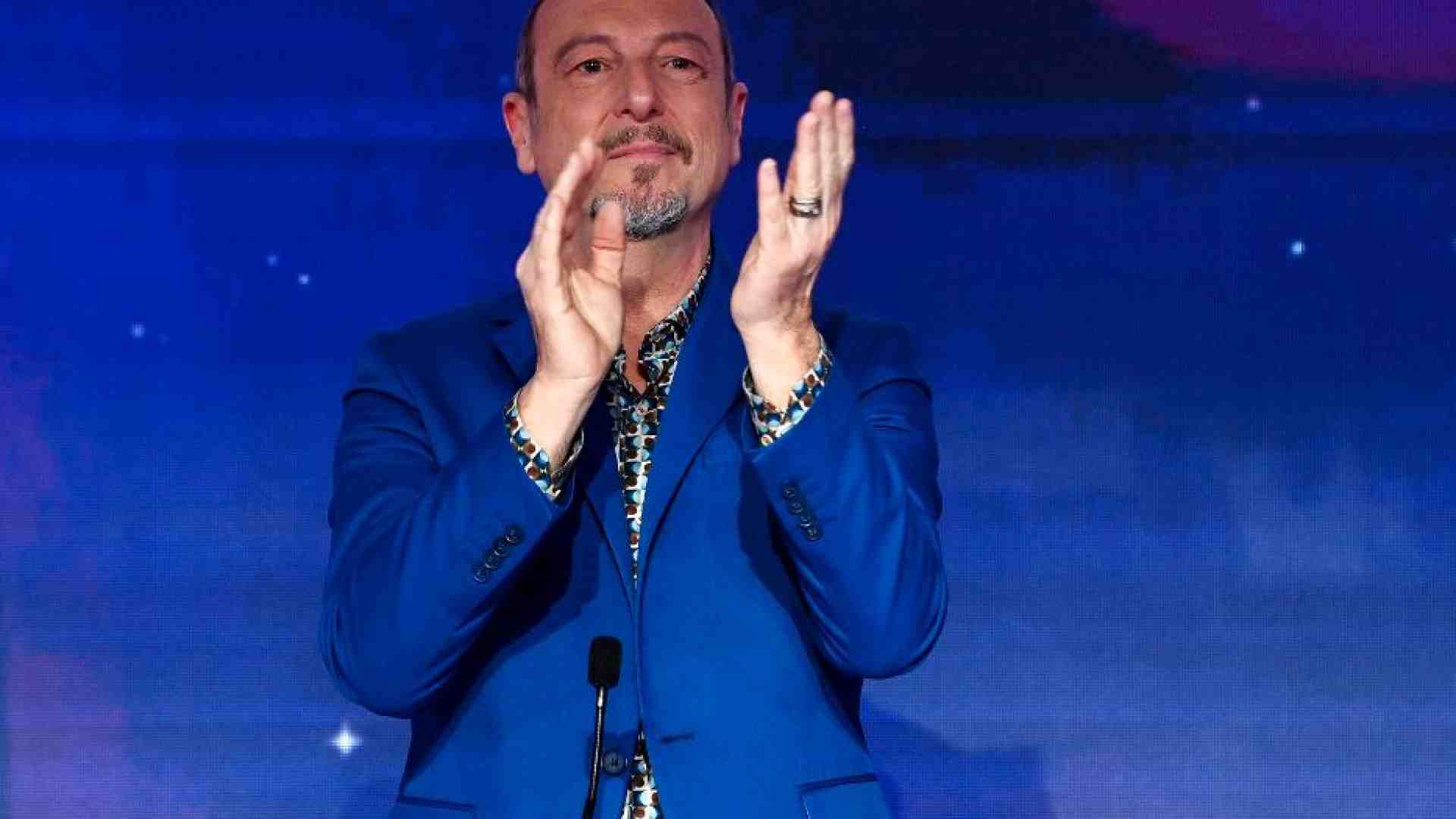 Immagine di I giovani e Amadeus vincitori di Sanremo