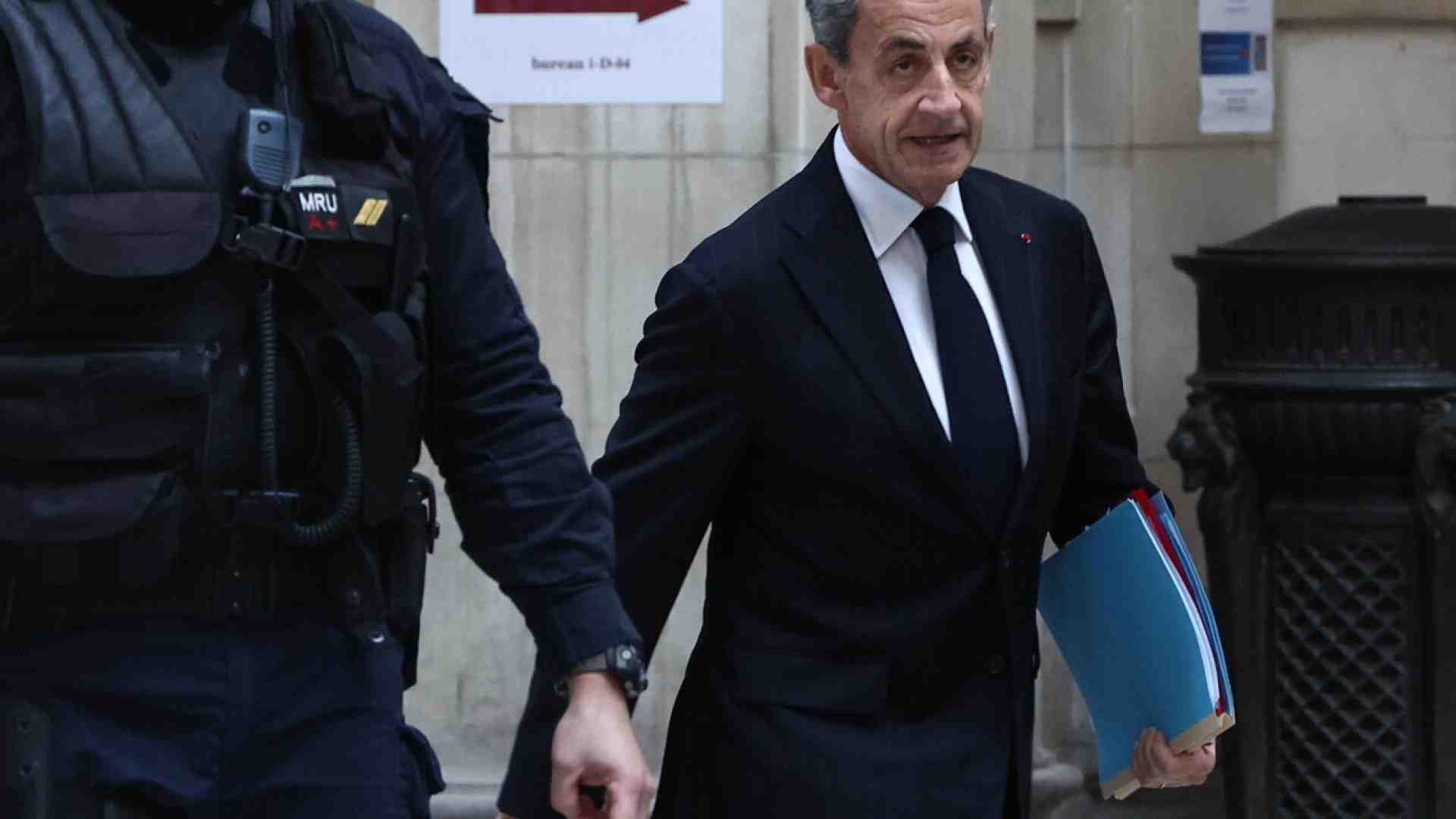 Immagine di Sarkozy condannato a un anno per finanziamento illecito