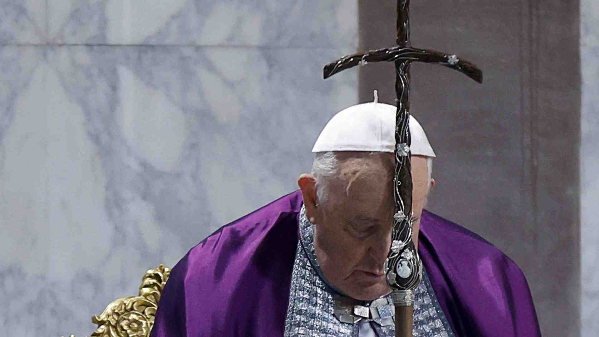 Immagine di Il Papa: «In Quaresima ritroviamo noi stessi senza ostentazioni social»