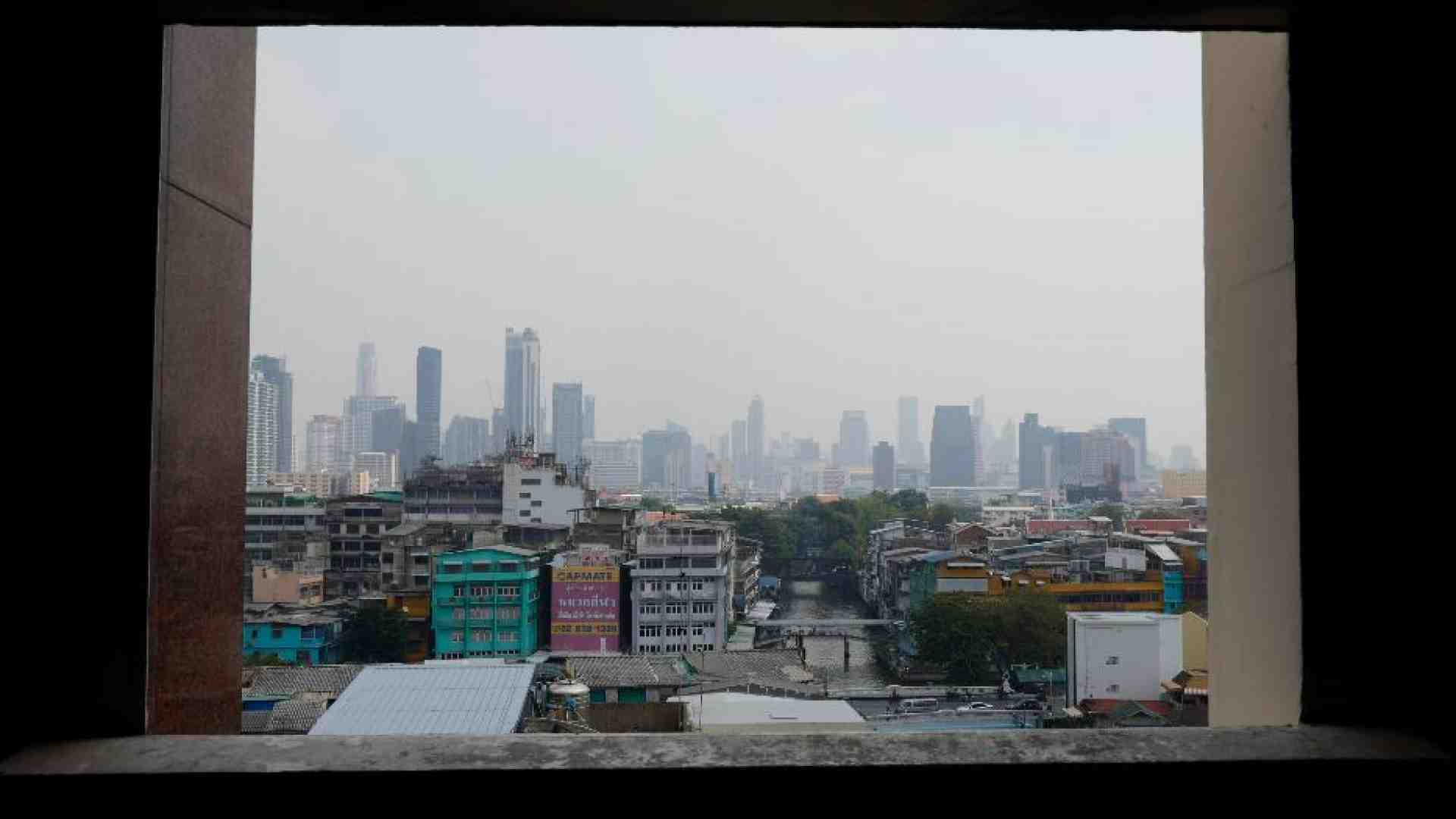 Immagine di Smog alle stelle, Bangkok ordina lo smart working. E la città va in lockdown