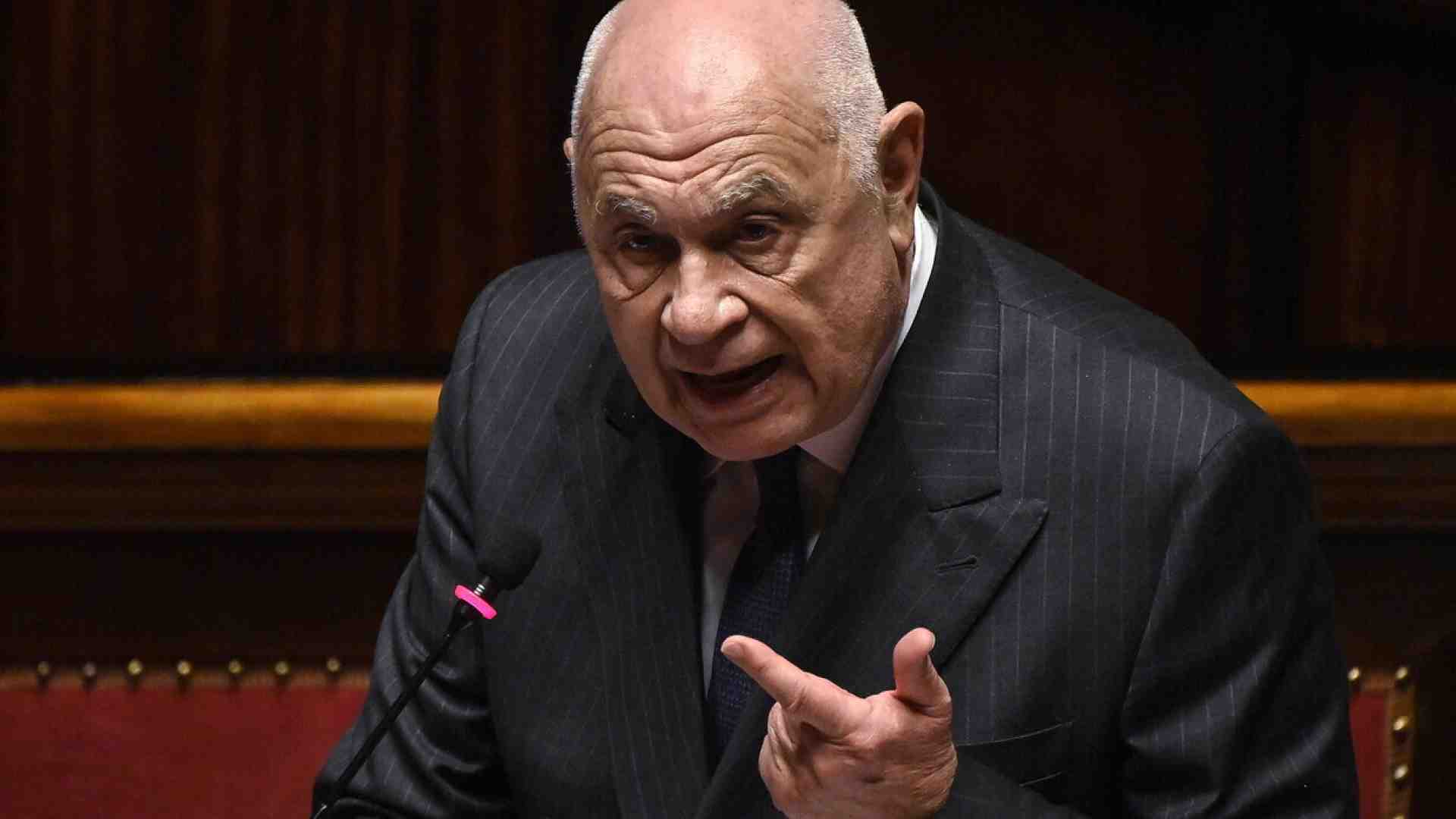 Immagine di L’abuso d’ufficio, Nordio e quelle esondazioni che i pm non vedono