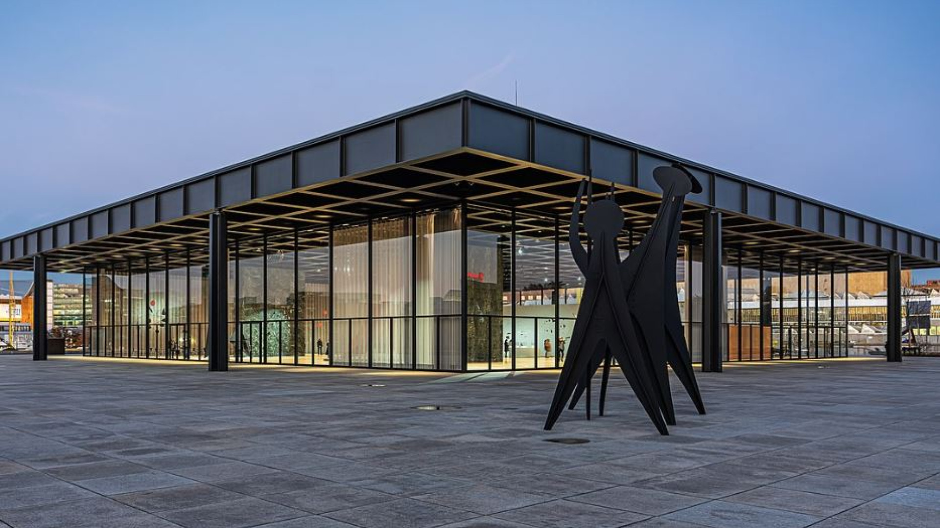 Immagine di Mies van der Rohe a Berlino, classico moderno