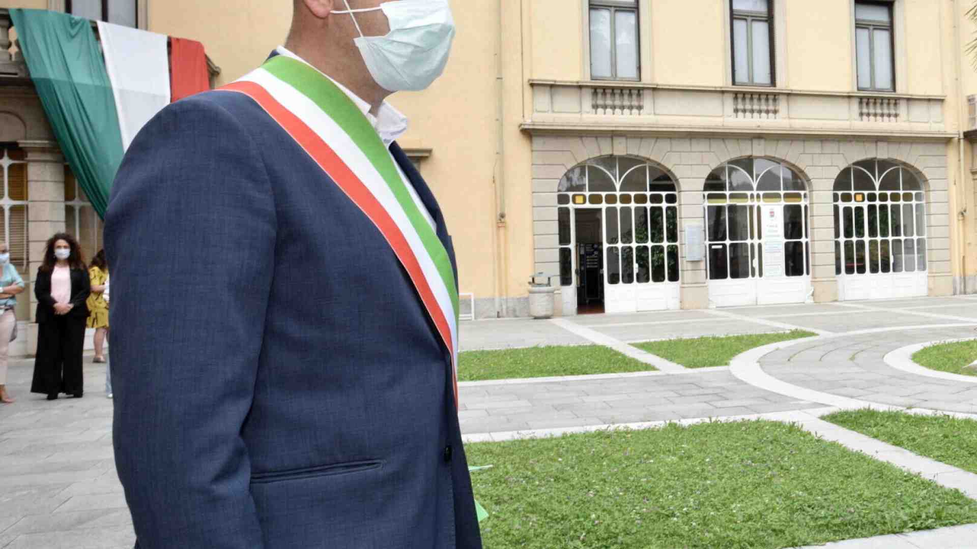 Immagine di Il sindaco di Alzano lombardo: “Le liti in Parlamento sul Covid non sono degne di un paese civile"
