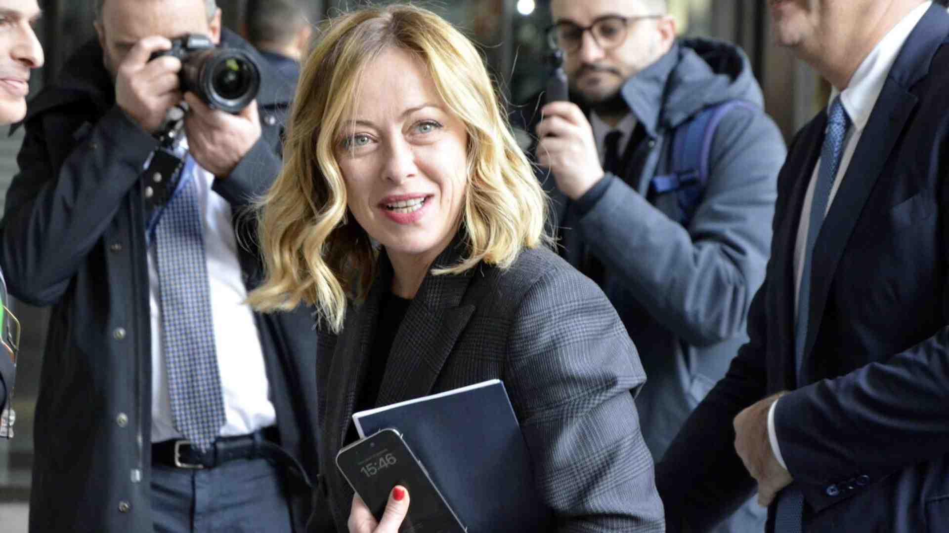 Immagine di La stampa estera elogia Meloni. Dal fascismo è tutto, a voi la linea