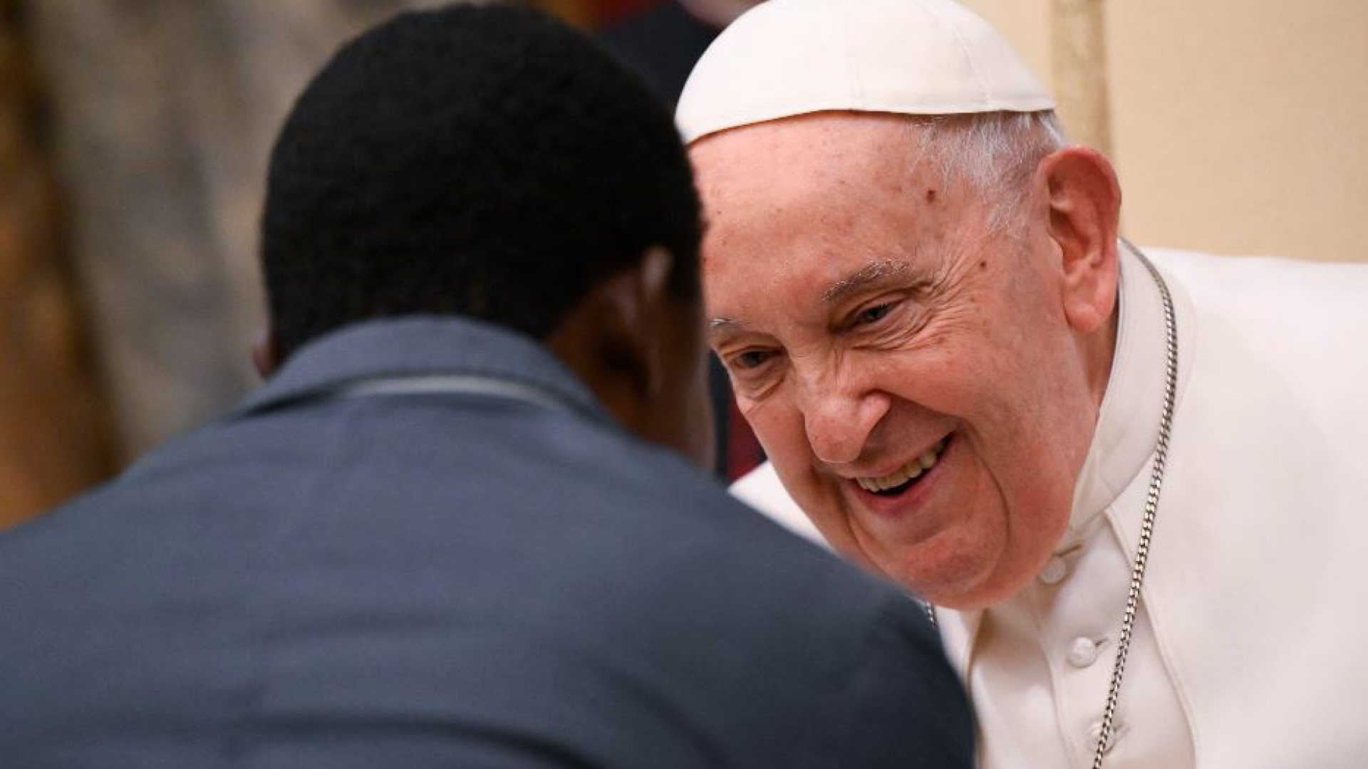 Immagine di Il Papa ai seminaristi di Napoli: «La Chiesa è un cantiere sempre aperto»