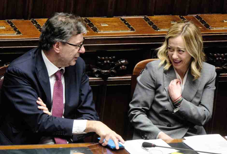 Il Ragioniere dello stato contro Meloni. Lettere contro nomine e fastidio per le riorganizzazioni dei ministri