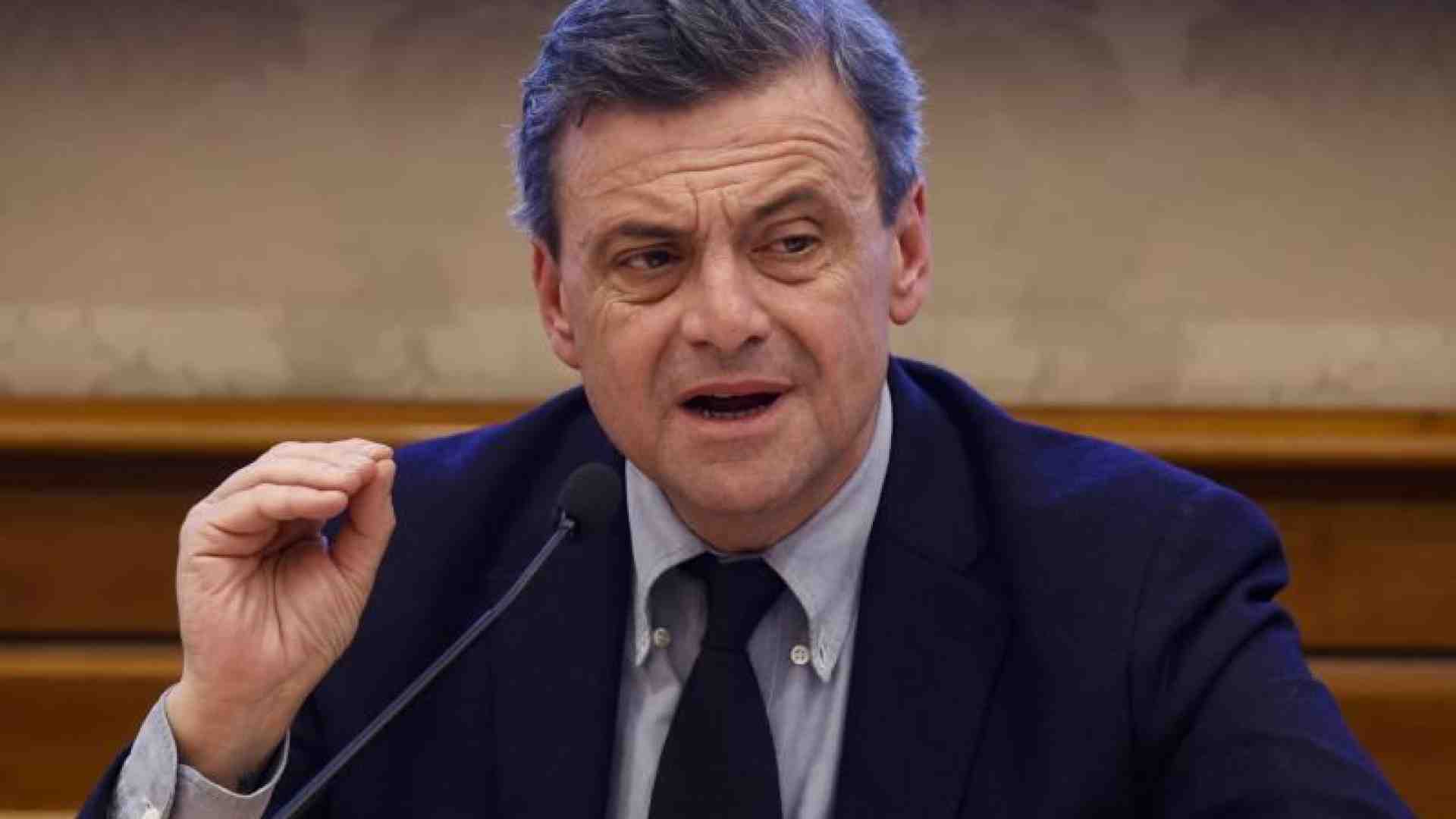 Immagine di Calenda trascina tutti in piazza per Navalny. La Lega, isolata, si unisce