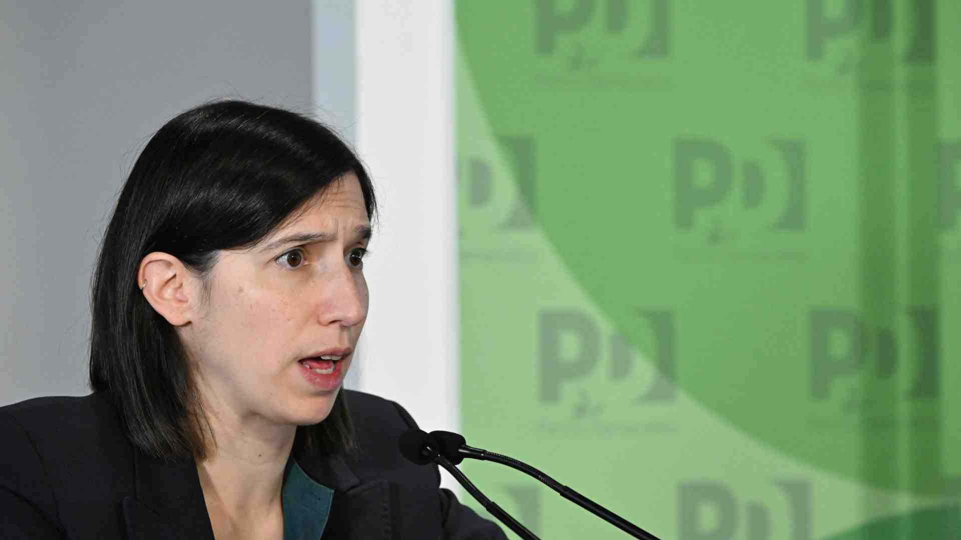 Immagine di Schlein apre al terzo mandato per sindaci e governatori