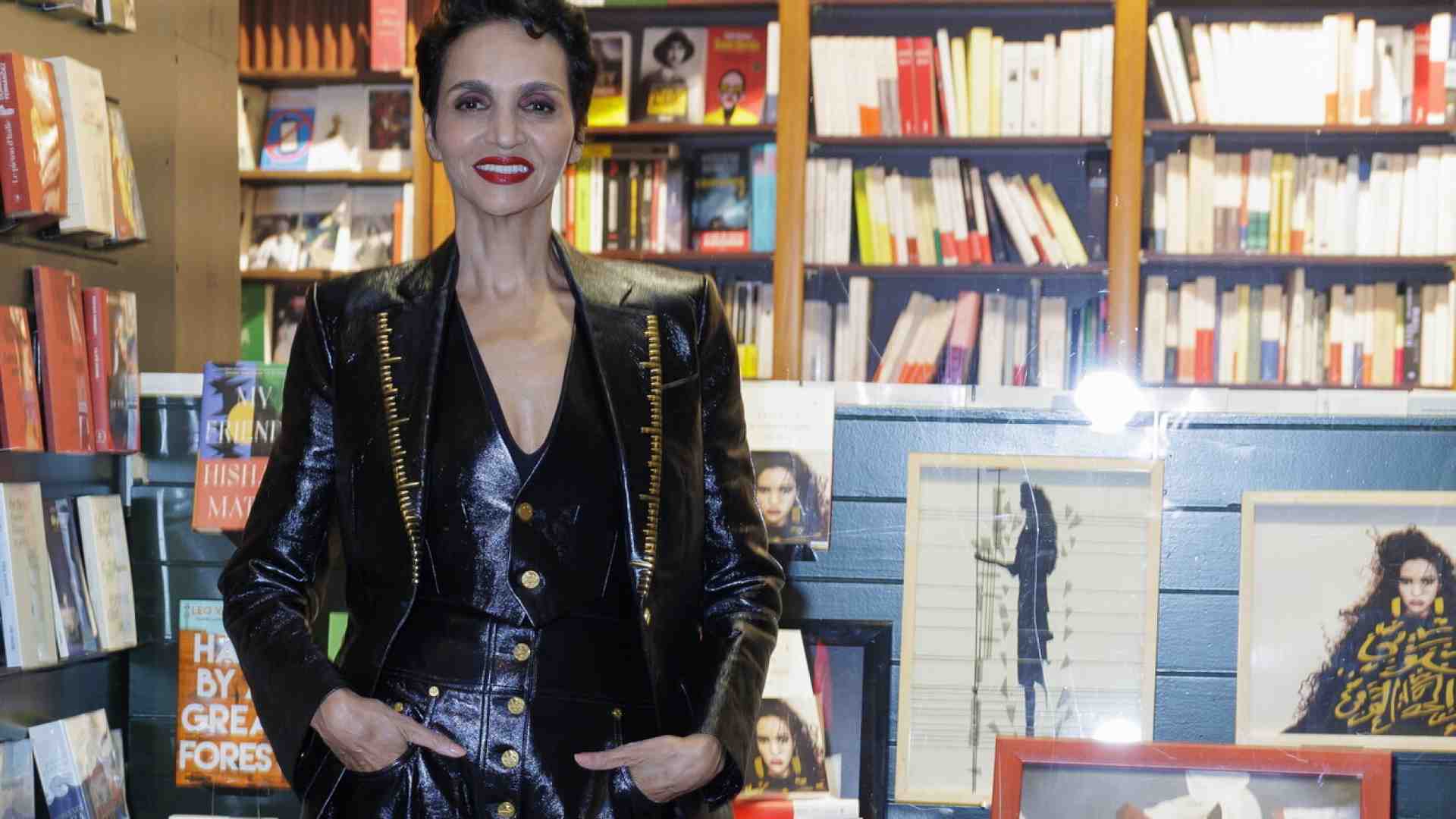 Immagine di La dura infanzia di Farida Khelfa, che poi arrivò in cima all’olimpo della moda