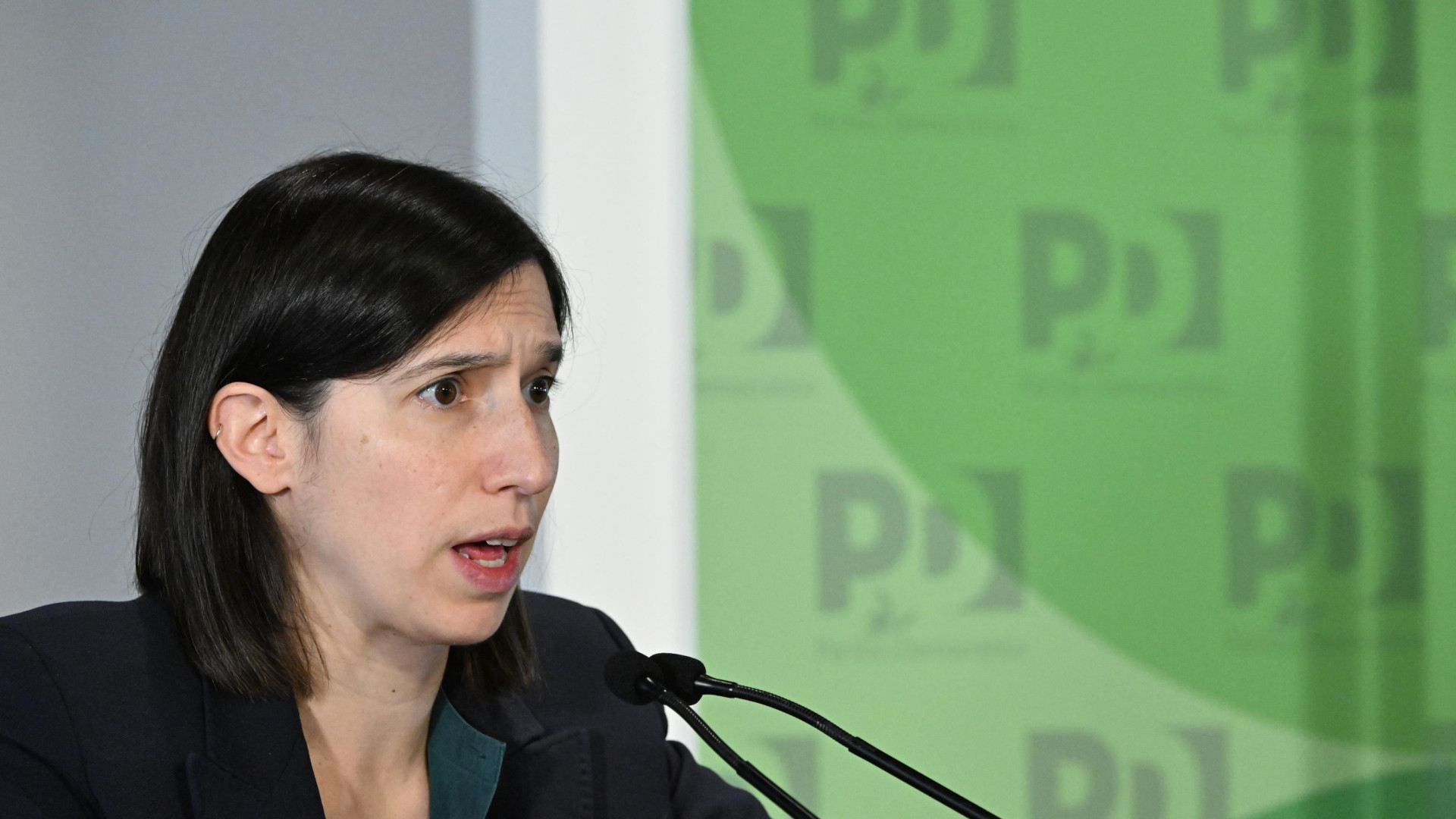 Immagine di Schlein apre al terzo mandato per sindaci e governatori