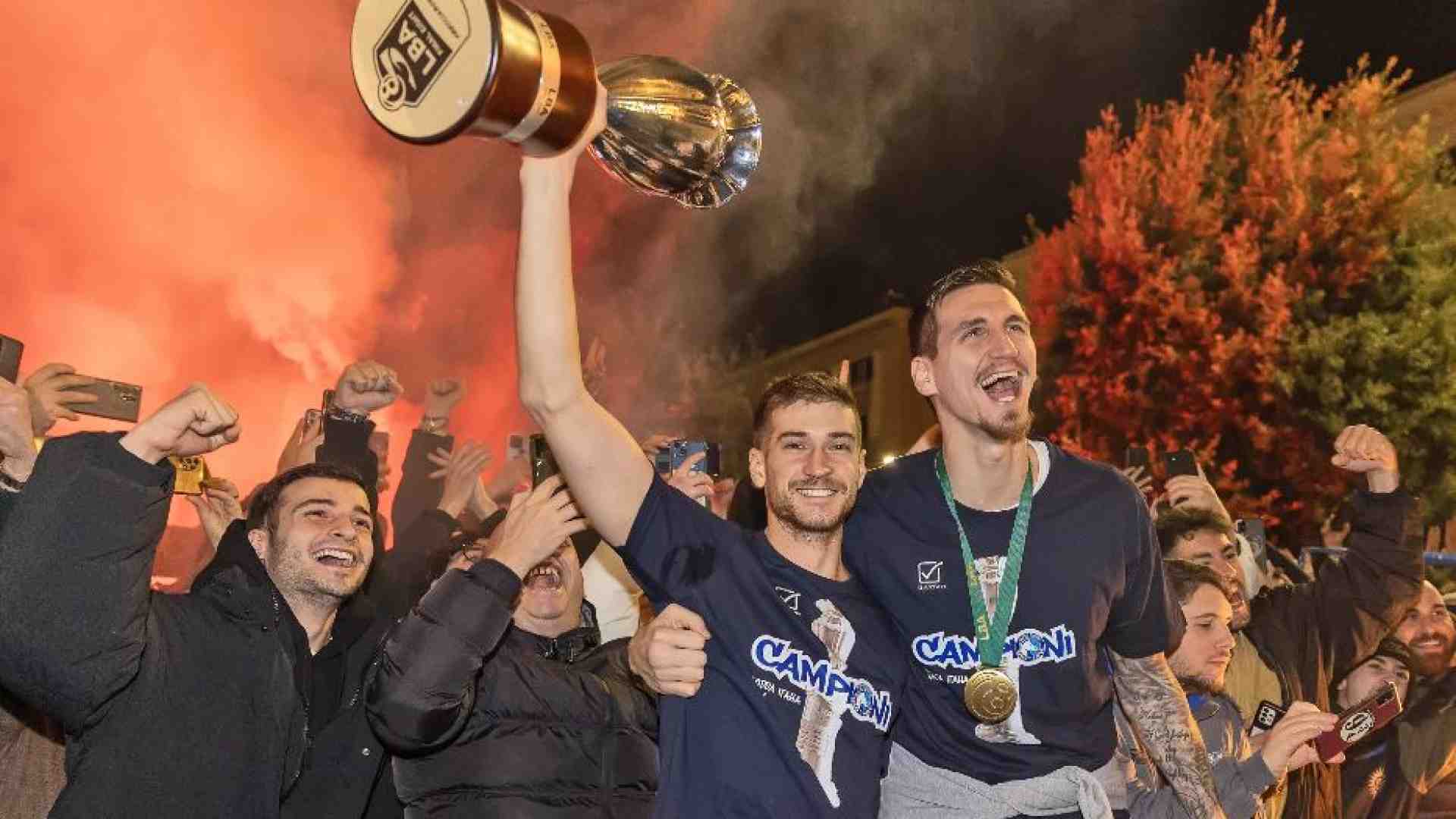 Immagine di L'oro di Napoli quest'anno è il basket