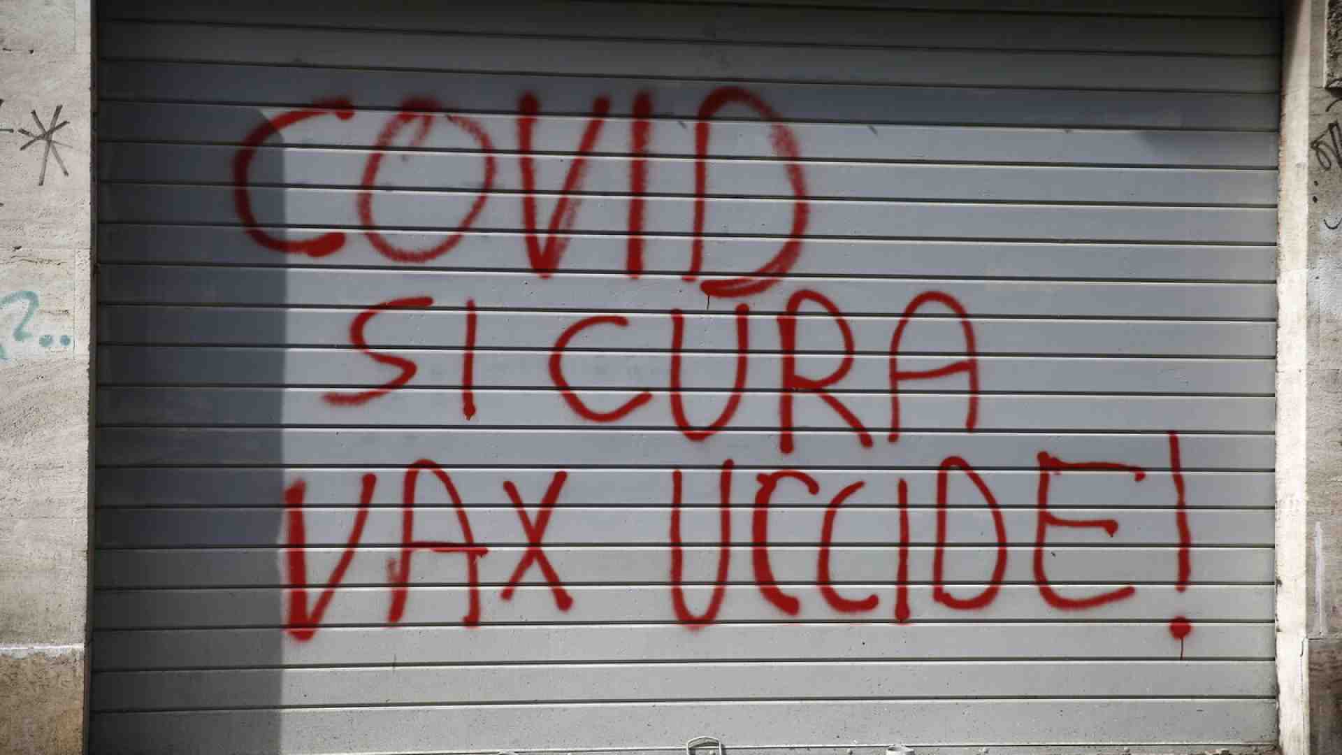 Immagine di L'immondizia antivaccinista dei soliti noti finisce ancora una volta nel cestino