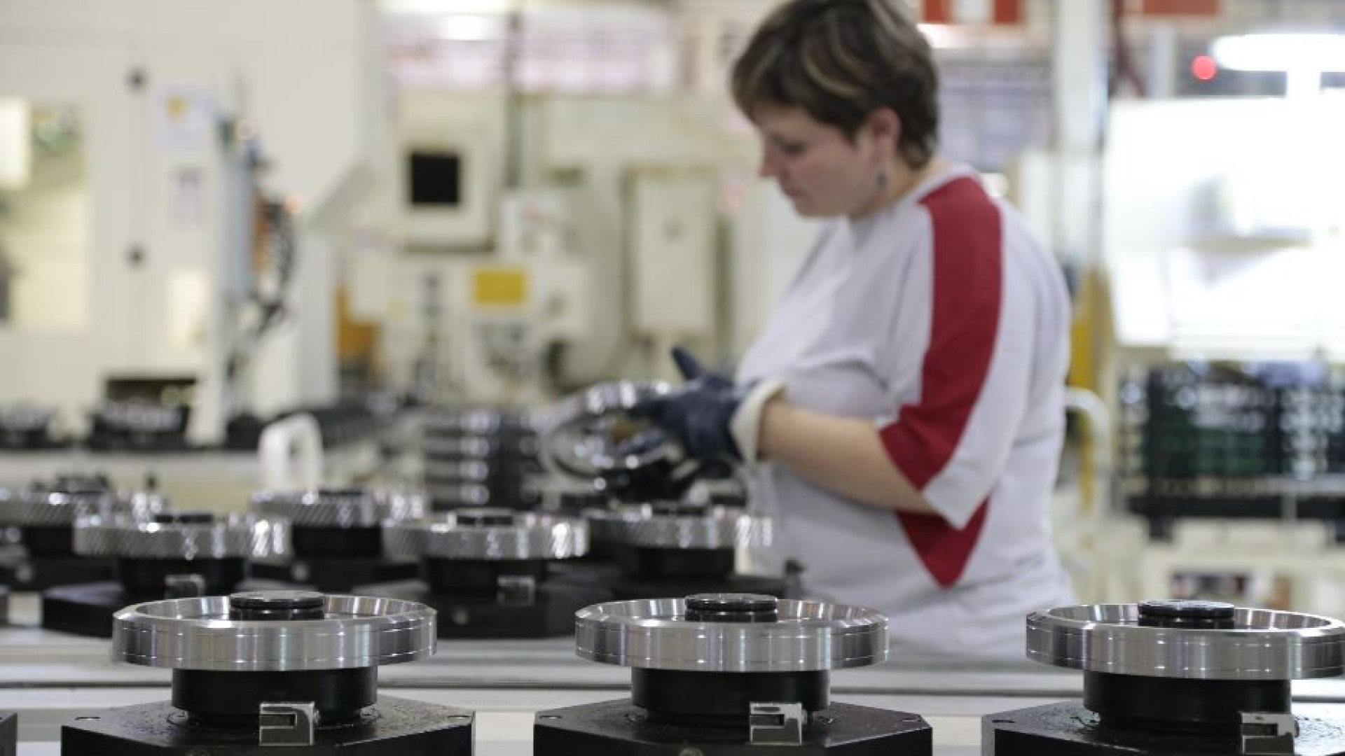Immagine di Le richieste dei metalmeccanici: 35 ore di lavoro e 280 euro in più