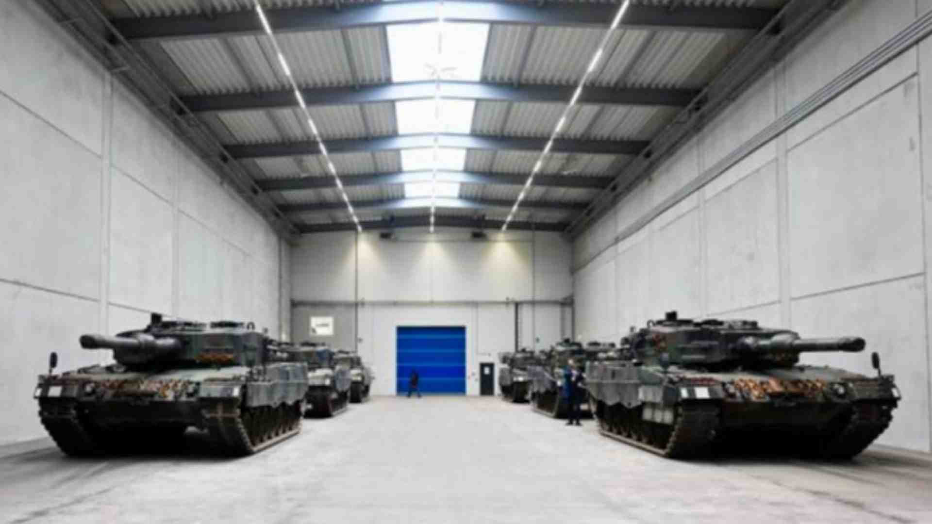 Immagine di L’Italia sale sui carri armati e apre la borsa: ben 8 miliardi per i Leopard