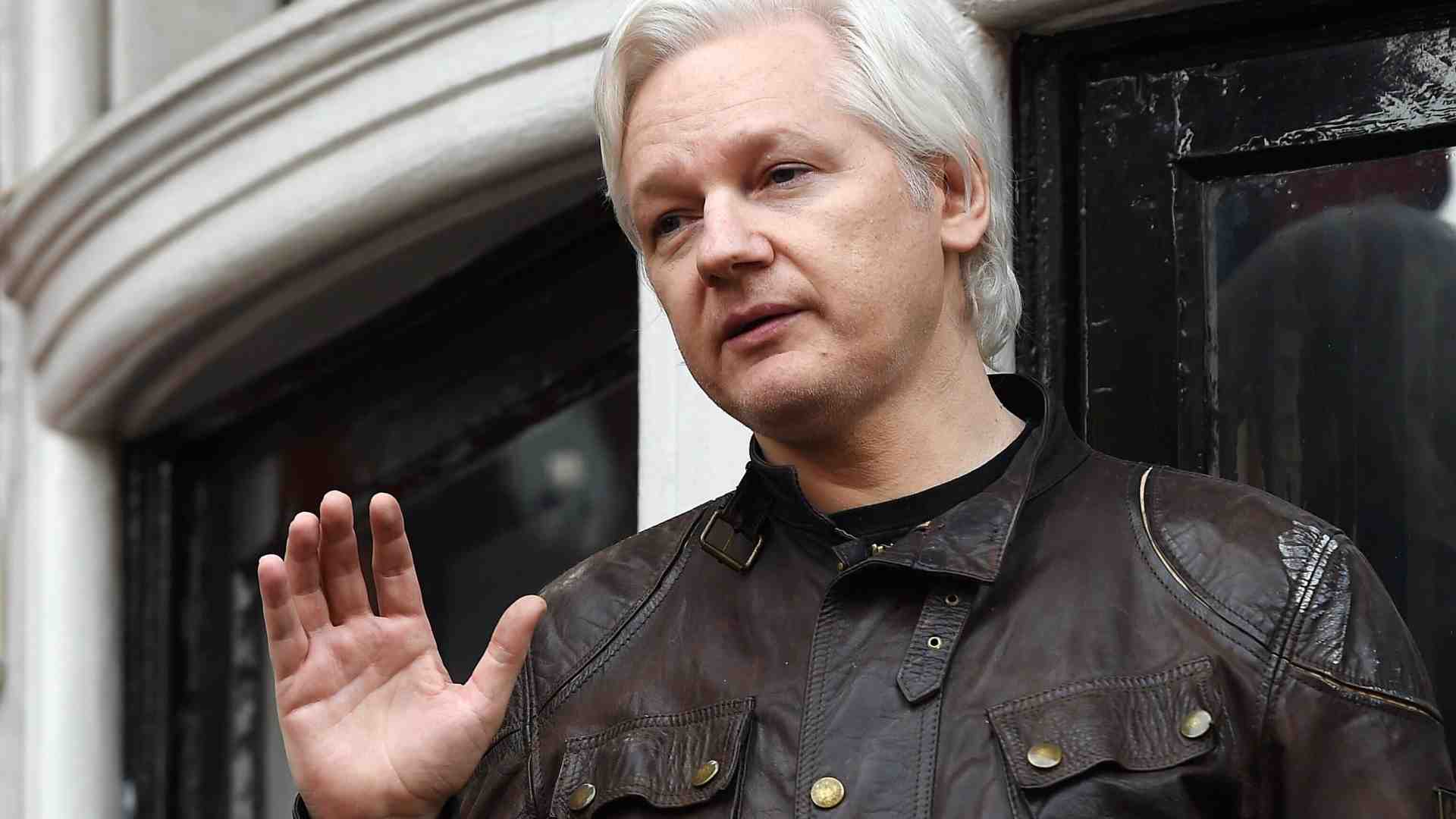 Immagine di Umanità, non libertà, per Assange
