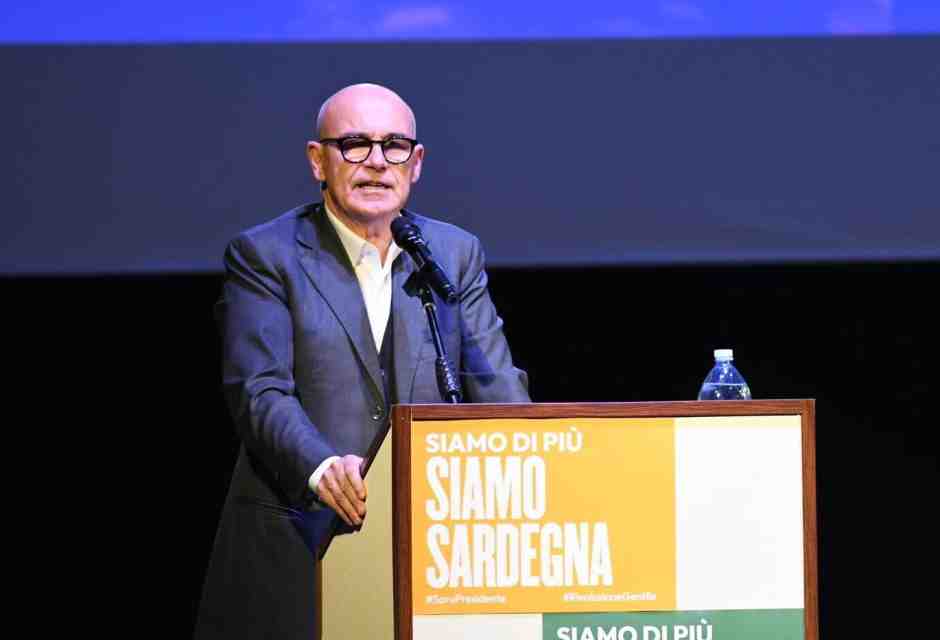 (foto dalla pagina Facebook di Renato Soru)