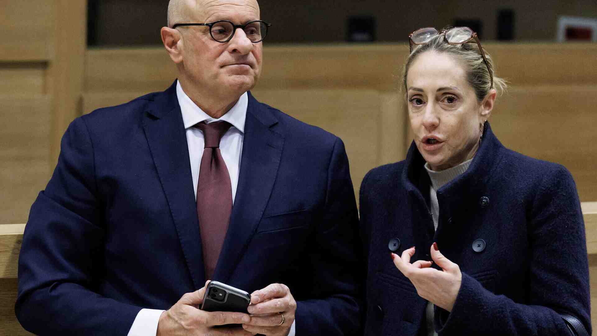 Immagine di Le idi di Marzo di FdI. Il congresso di Roma per Meloni è peggio di un G7. E c'è pure un (altro) cognato