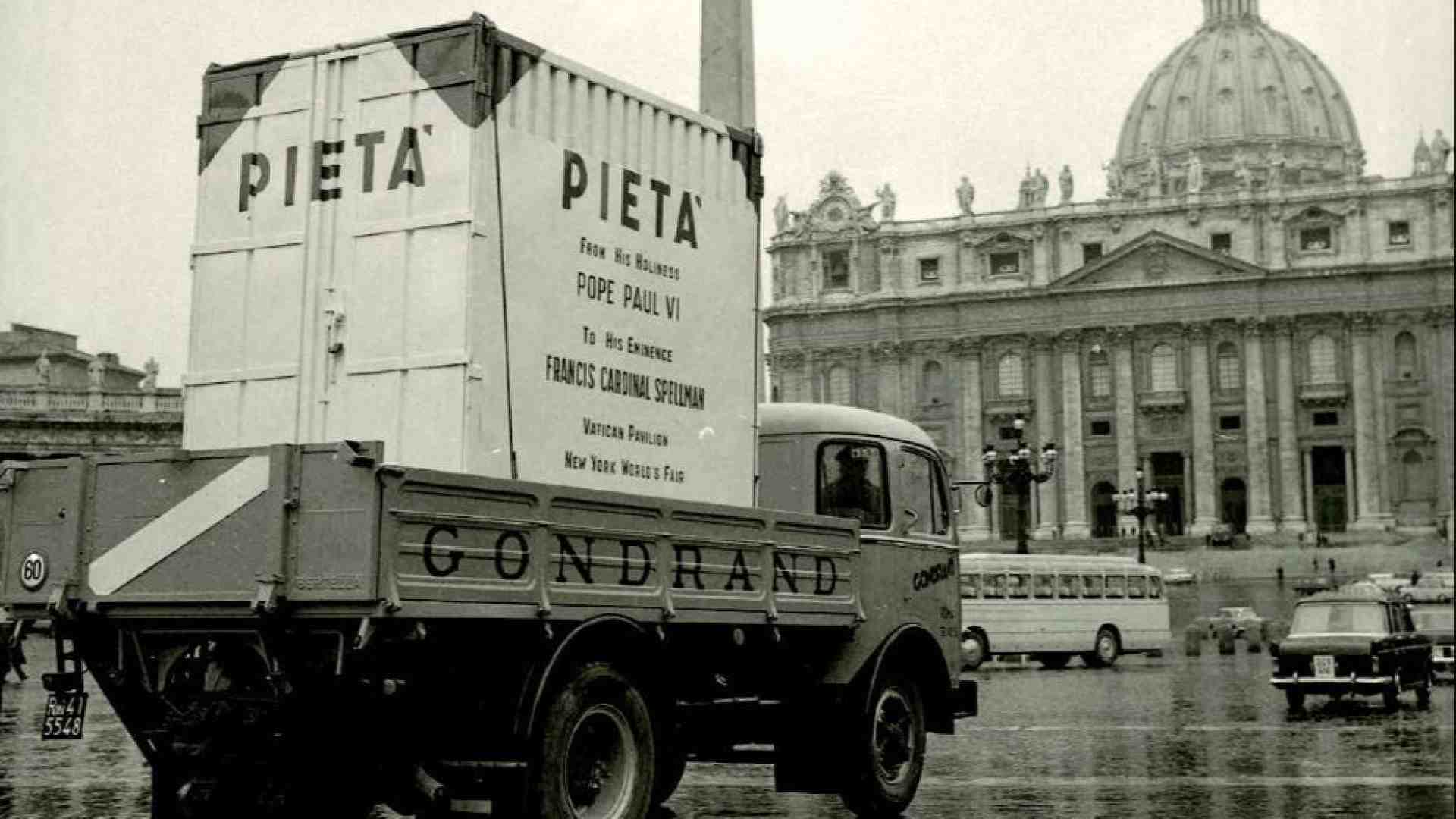 Immagine di Quando la Pietà di Michelangelo attraversò l’oceano