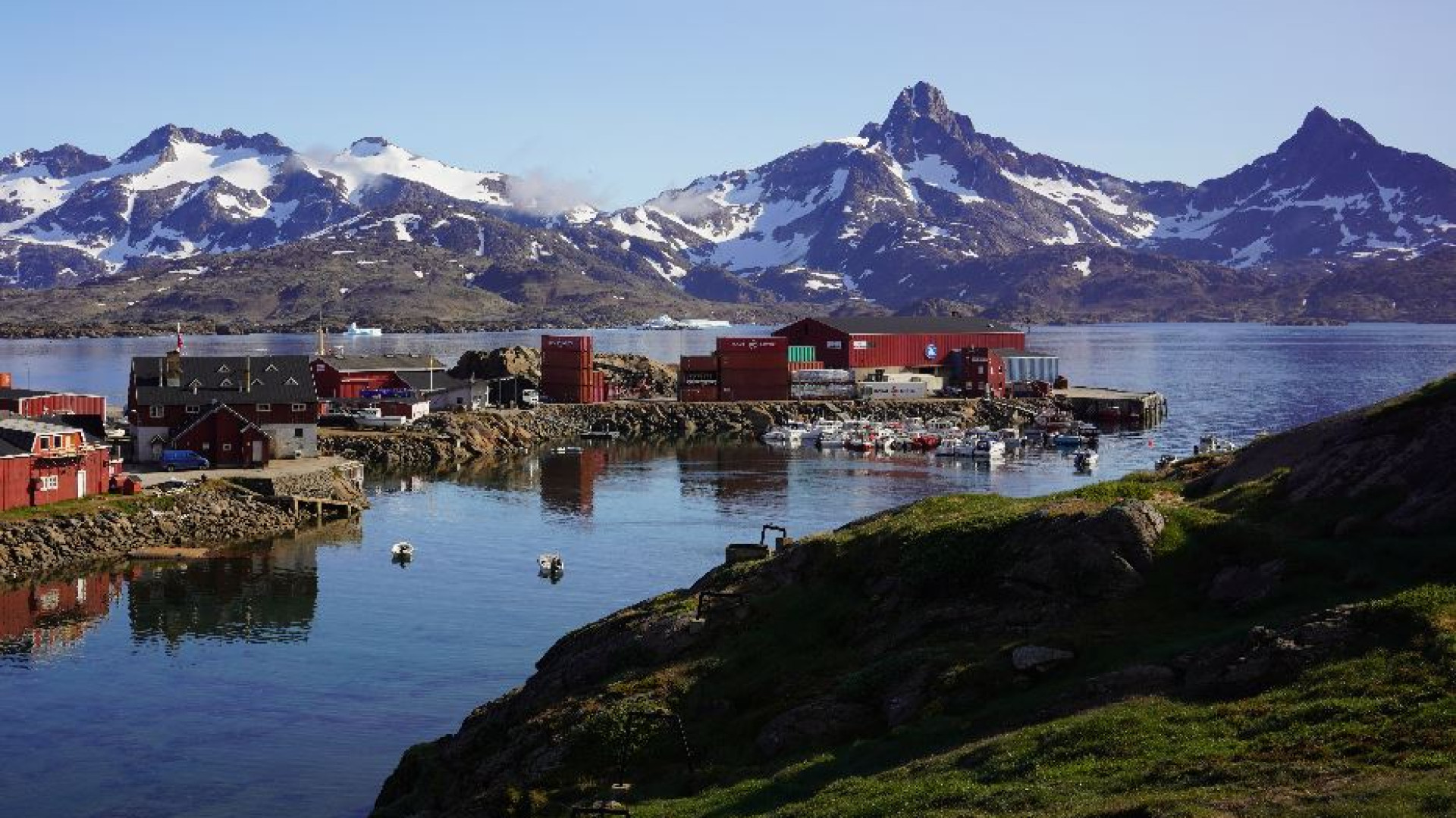 Immagine di Groenlandia: la terra dei ghiacci sta diventando davvero verde